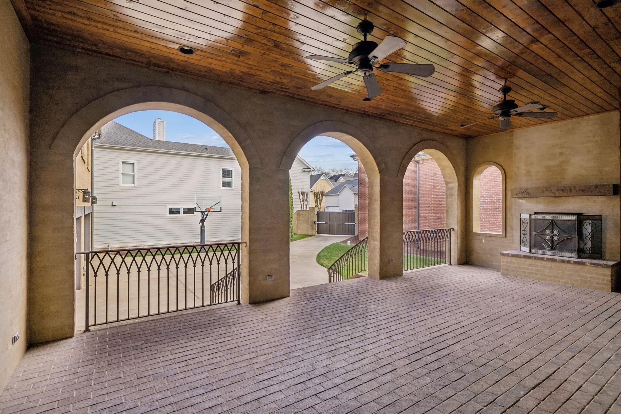 1606 Championship Blvd