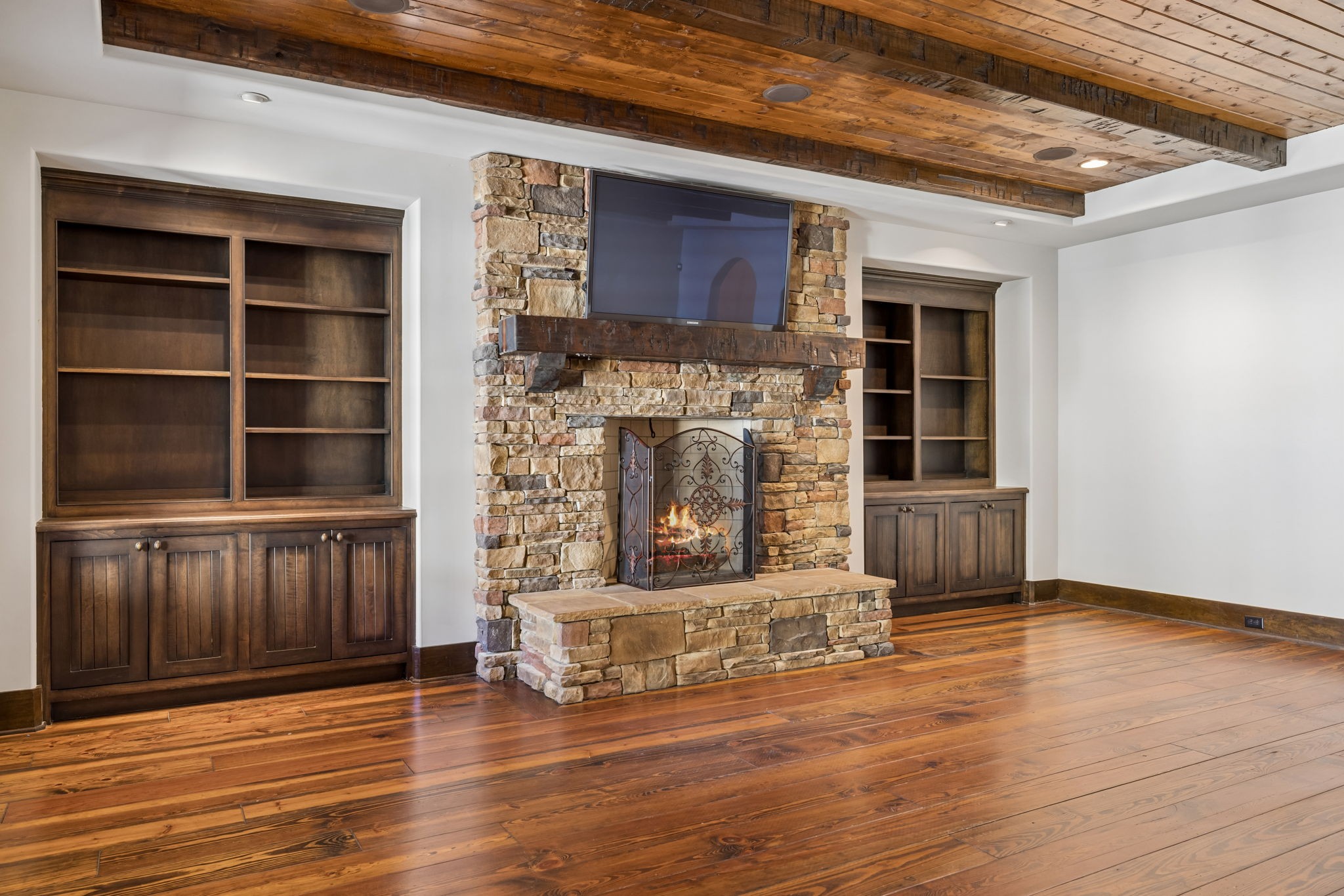 1606 Championship Blvd