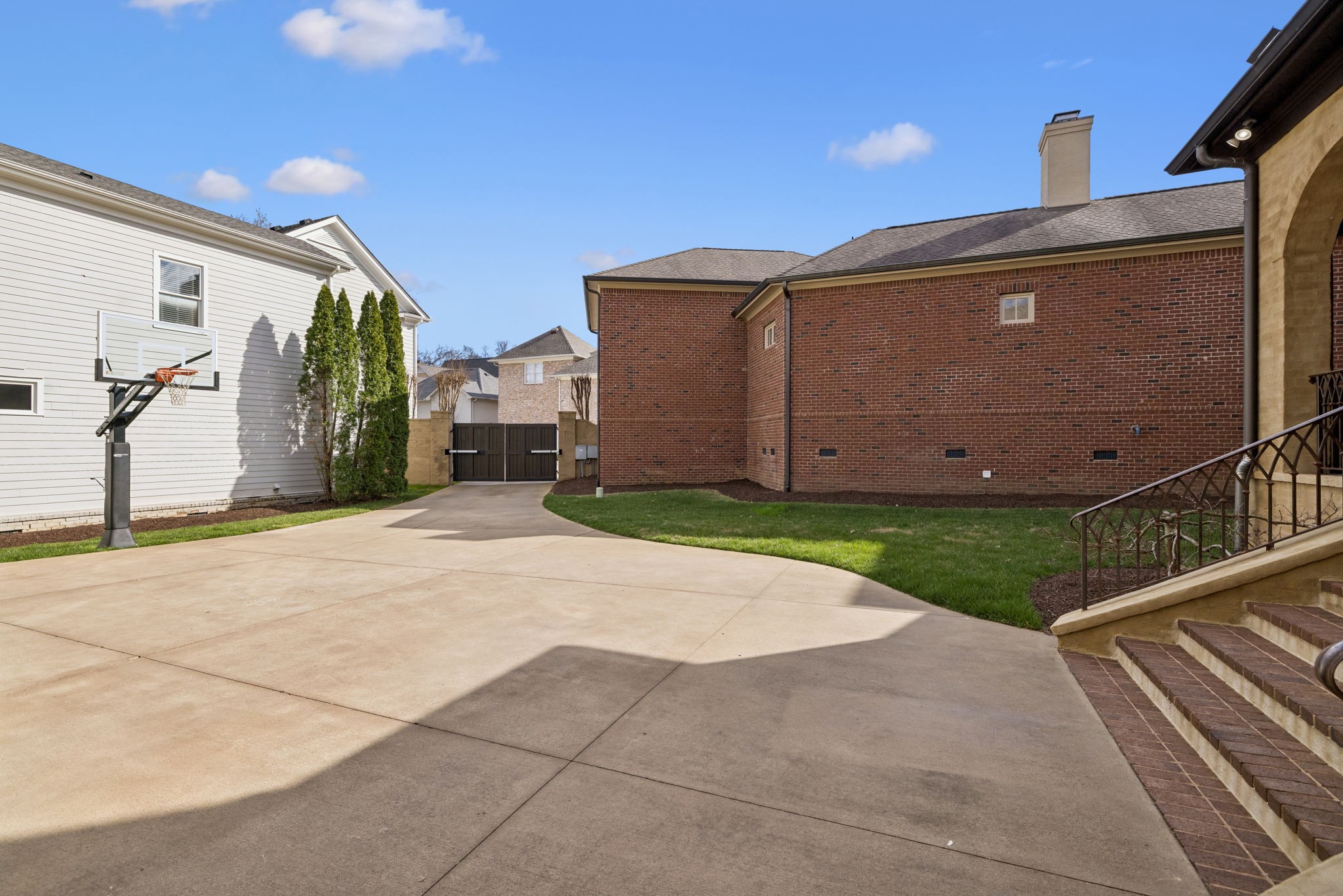 1606 Championship Blvd