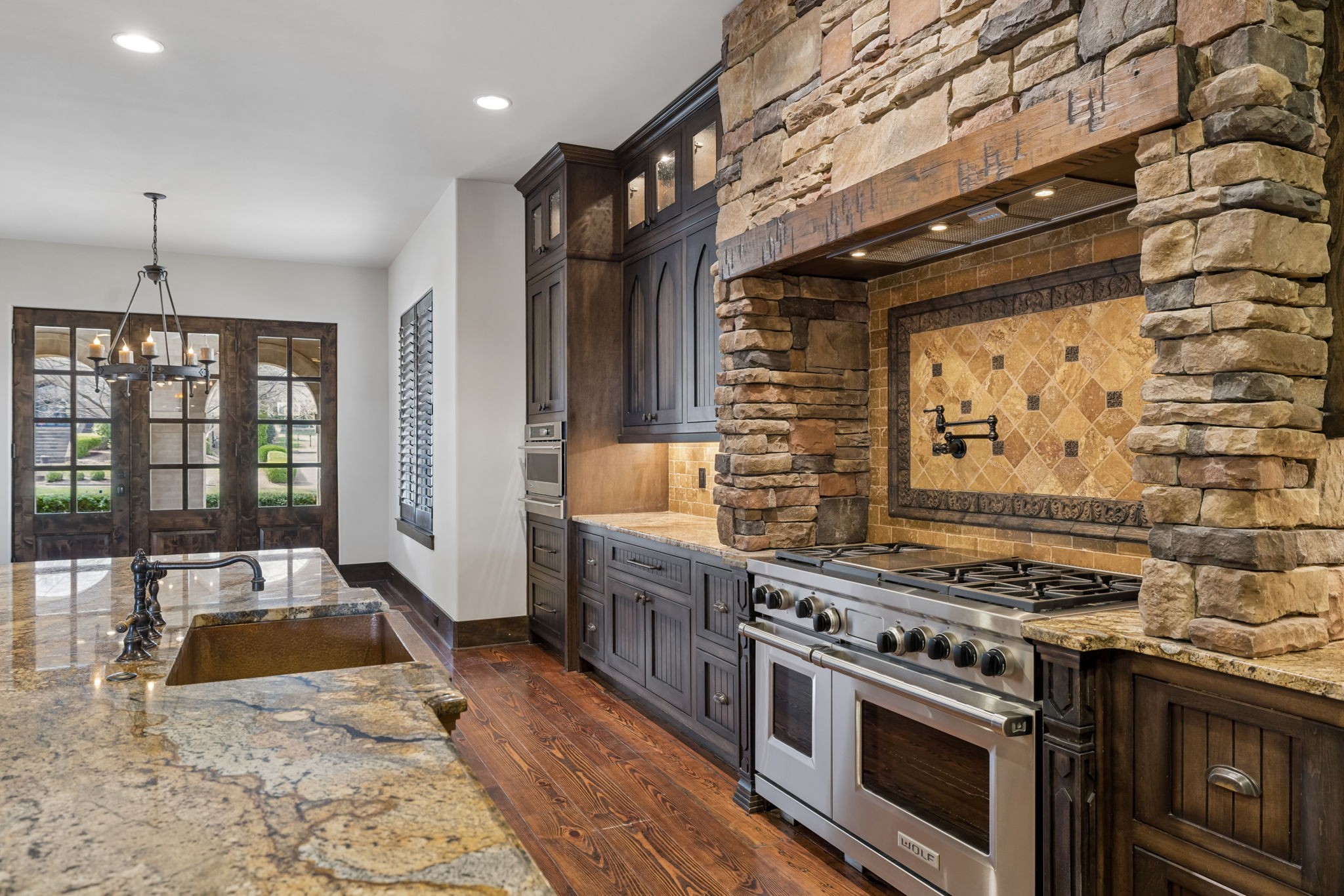 1606 Championship Blvd