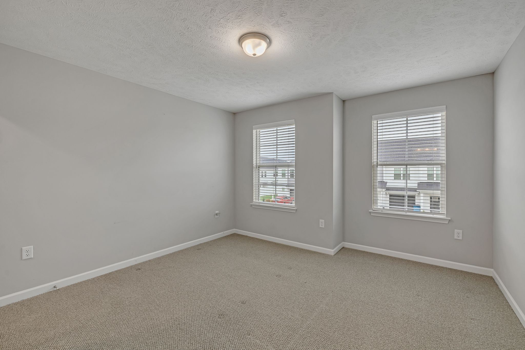 4316 Spyglass Dr