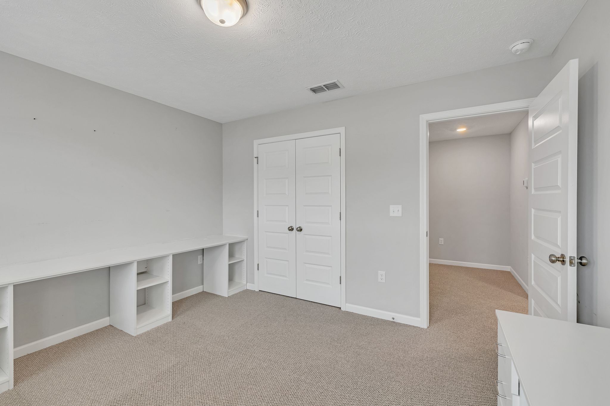 4316 Spyglass Dr