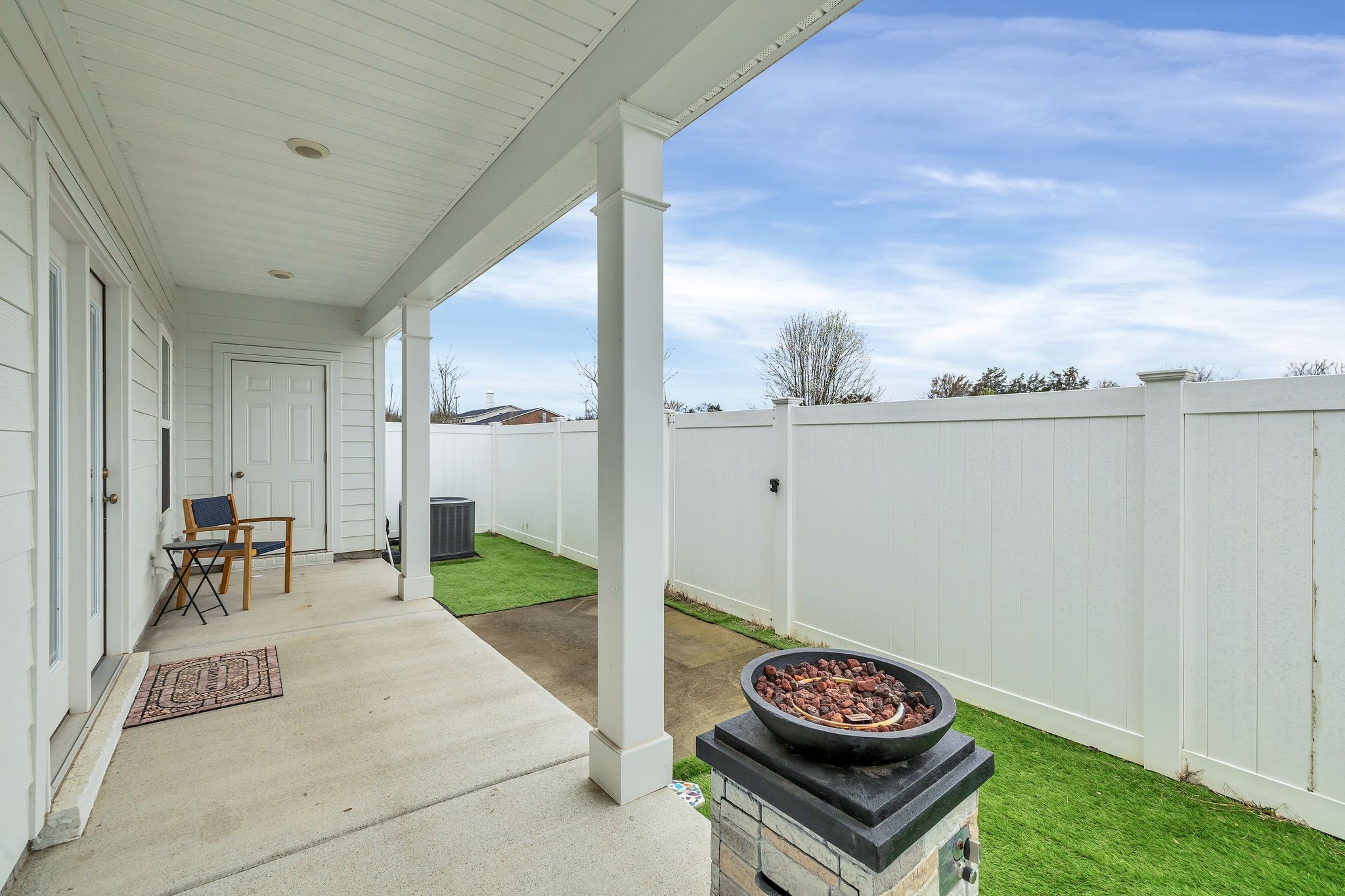 4316 Spyglass Dr