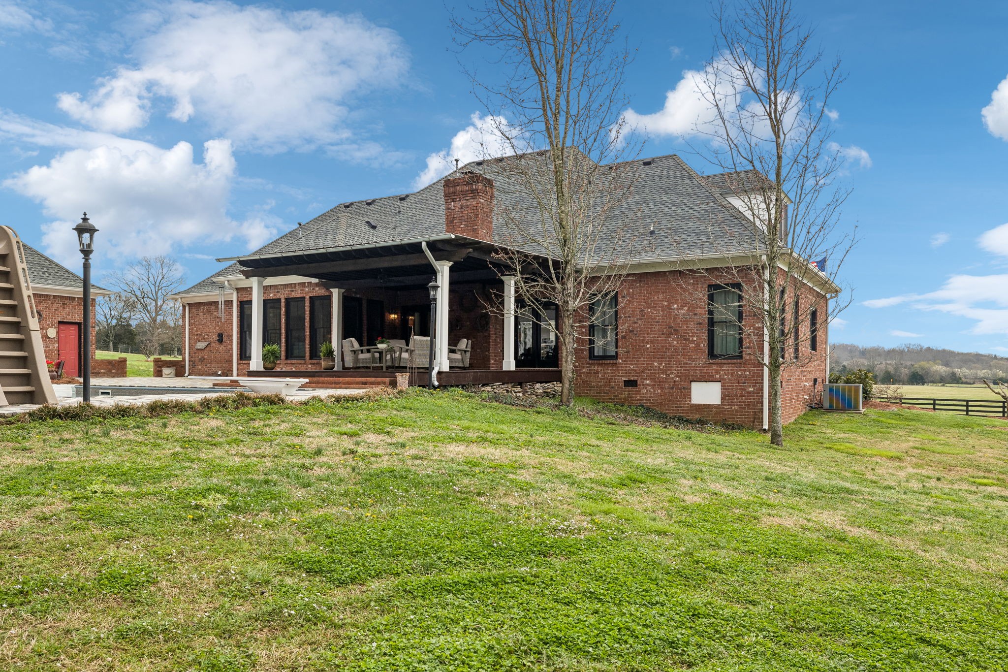 9739 Barlow Lane