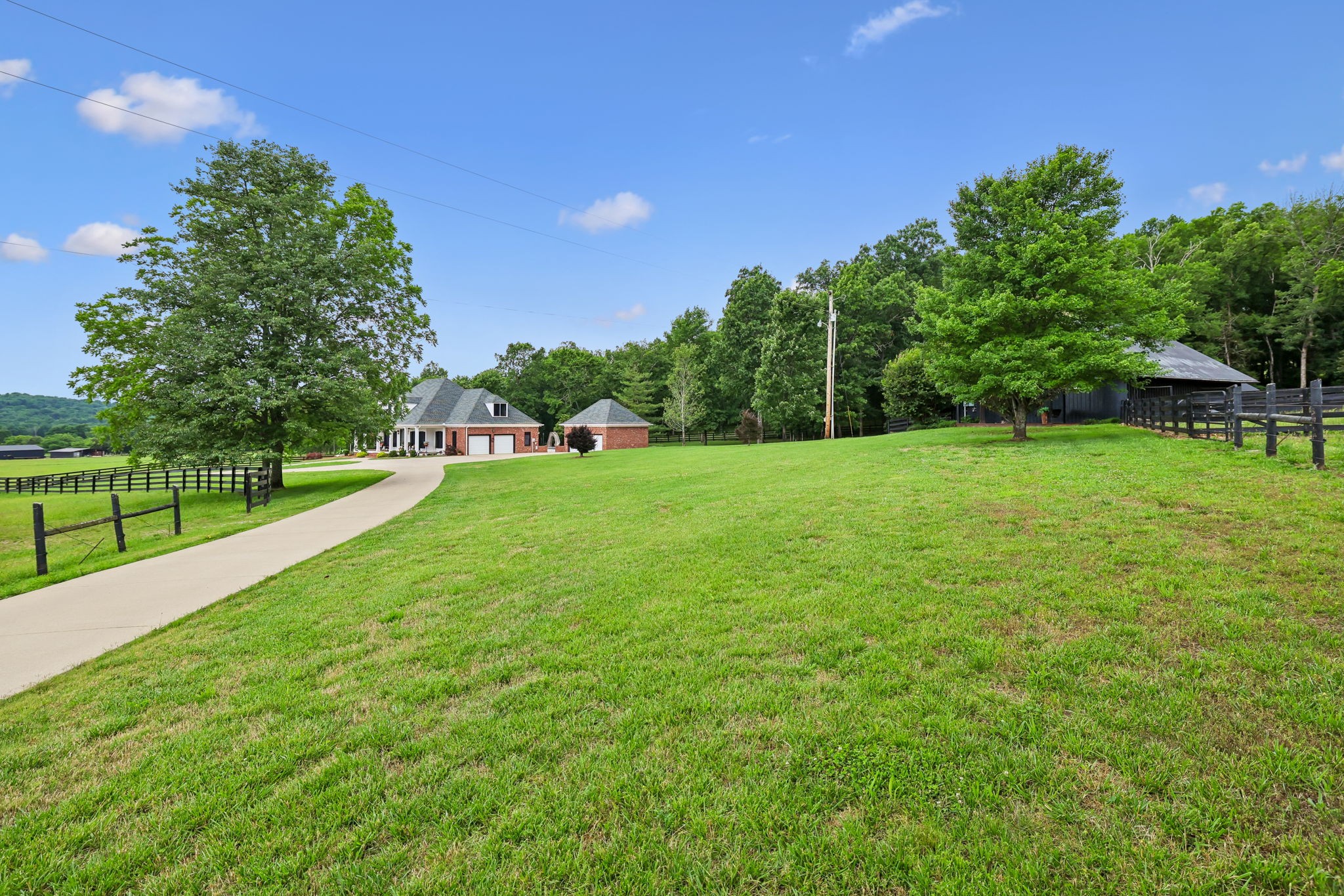 9739 Barlow Lane