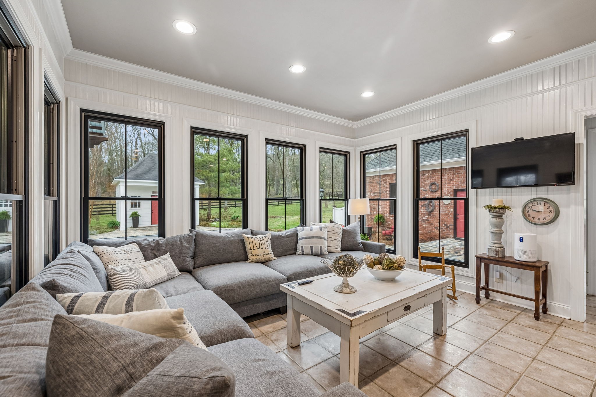 9739 Barlow Lane