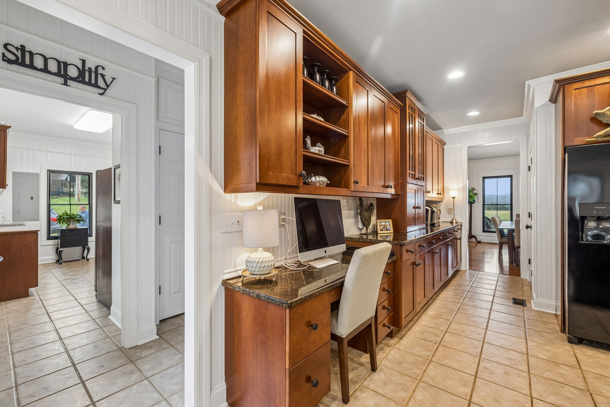 9739 Barlow Lane