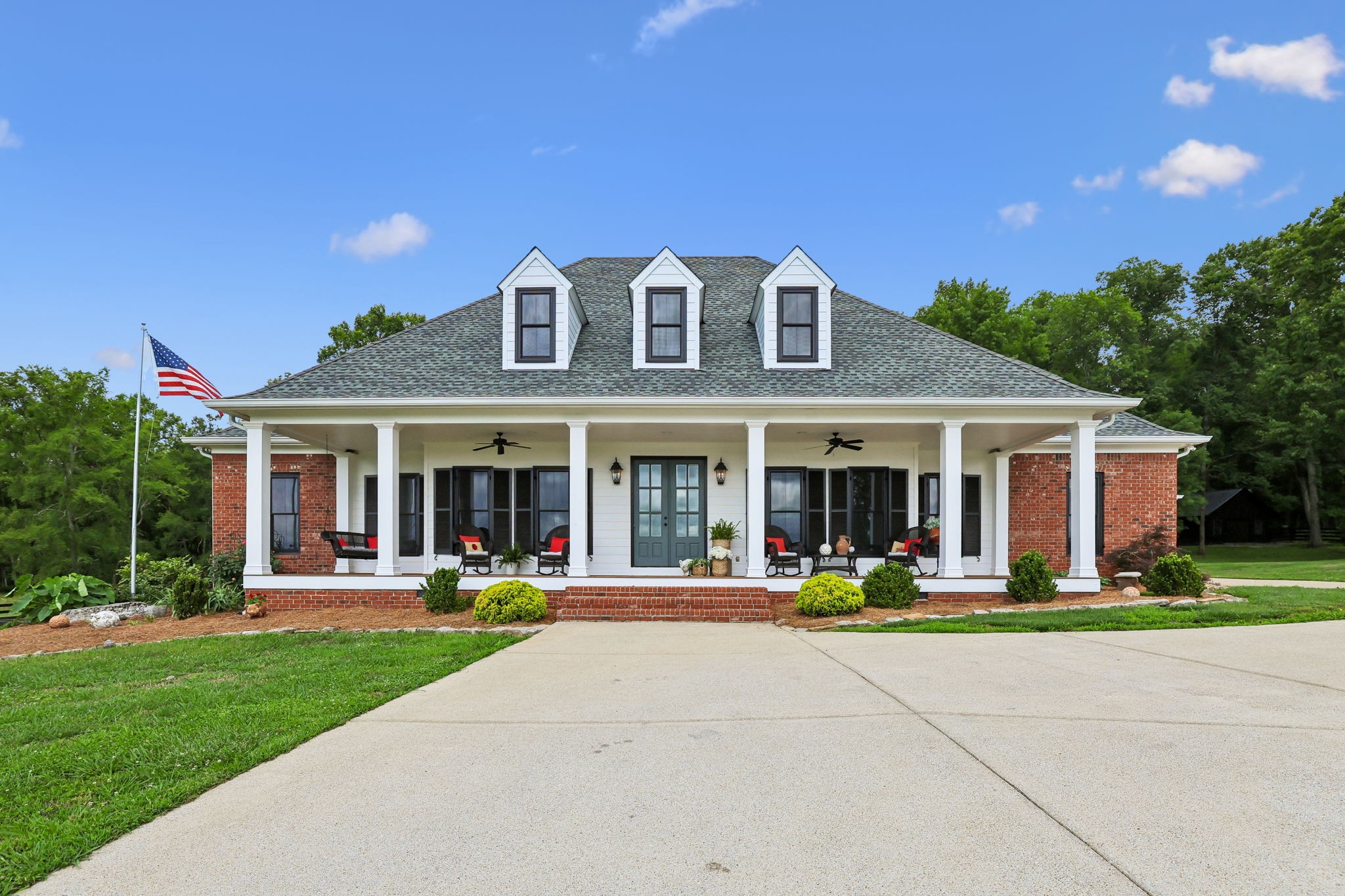9739 Barlow Lane
