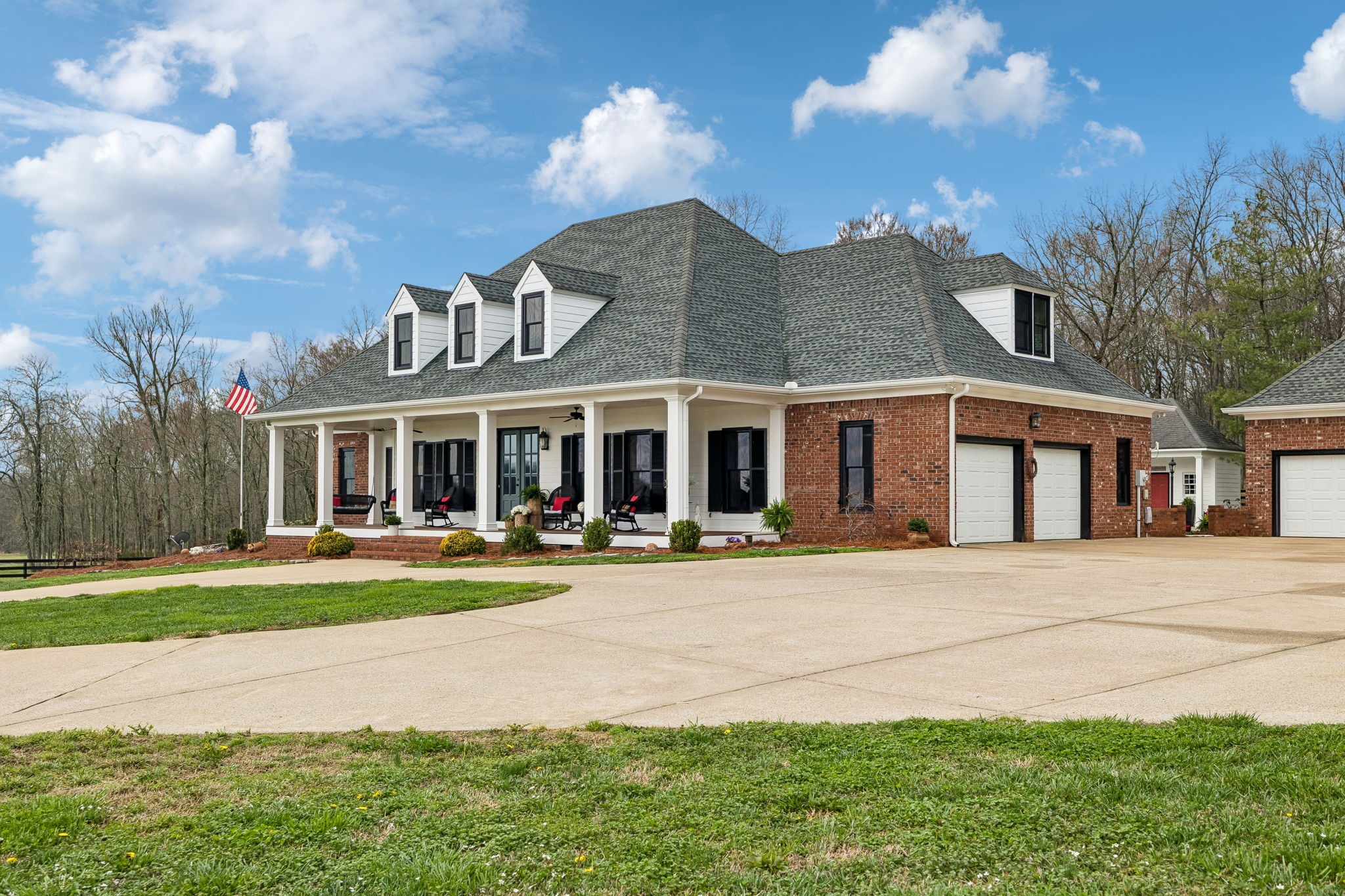 9739 Barlow Lane