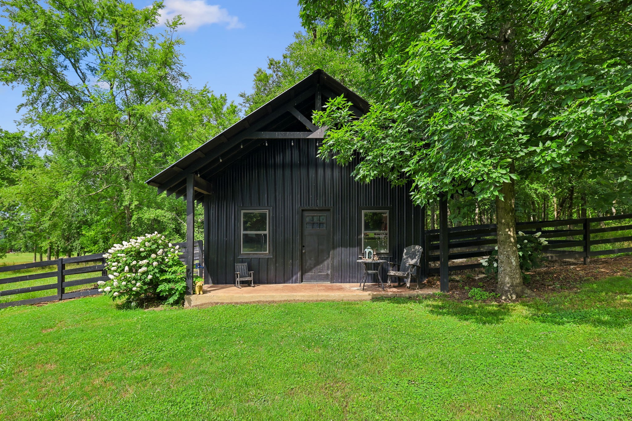 9739 Barlow Lane
