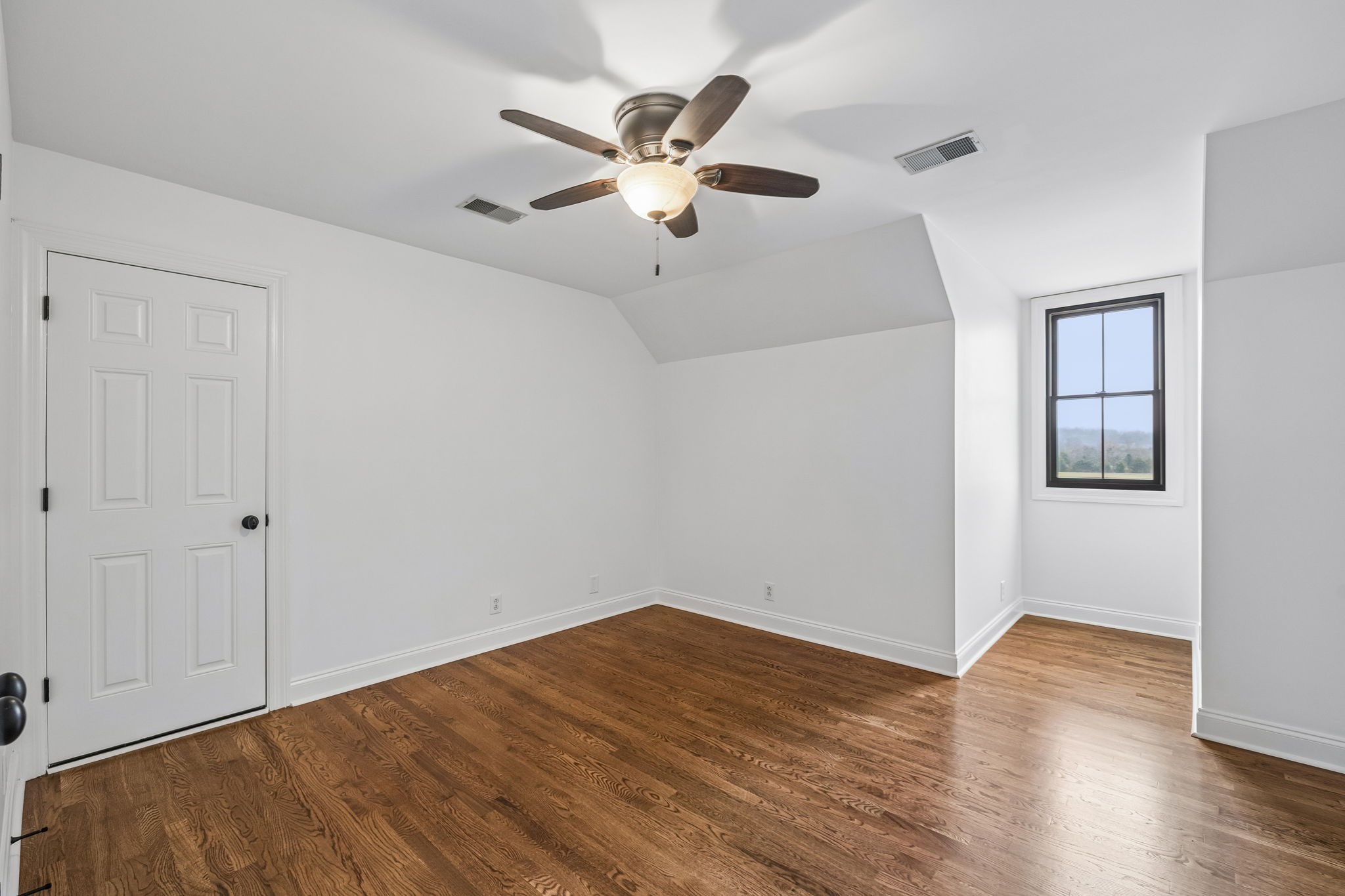 9739 Barlow Lane