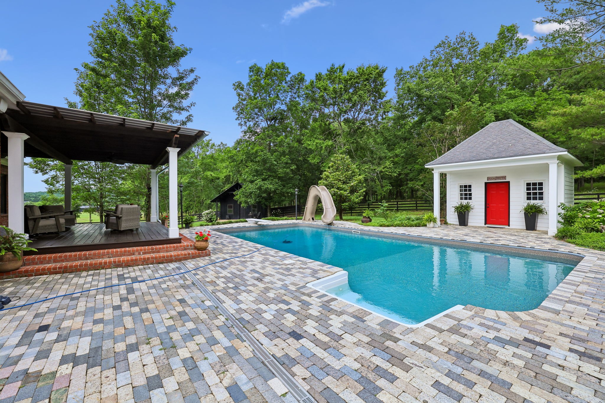 9739 Barlow Lane