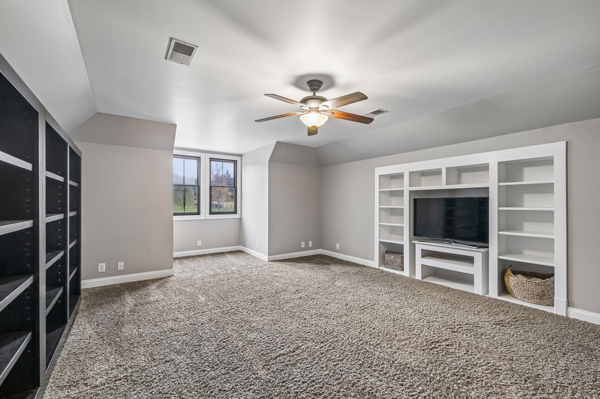 9739 Barlow Lane