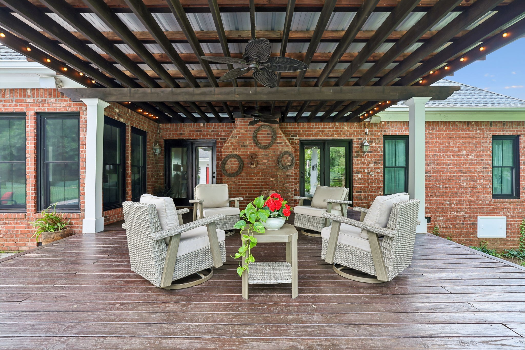 9739 Barlow Lane