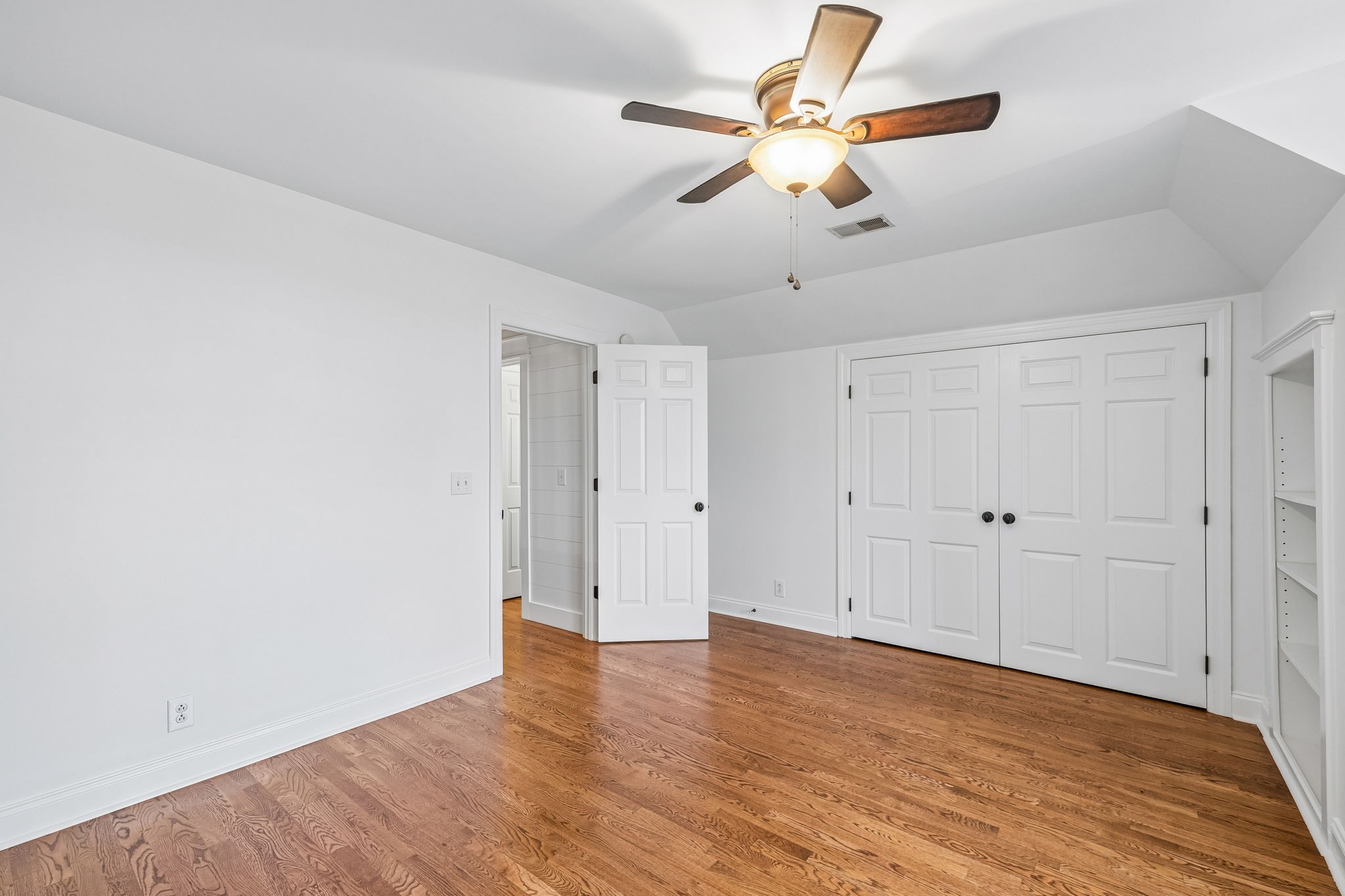 9739 Barlow Lane
