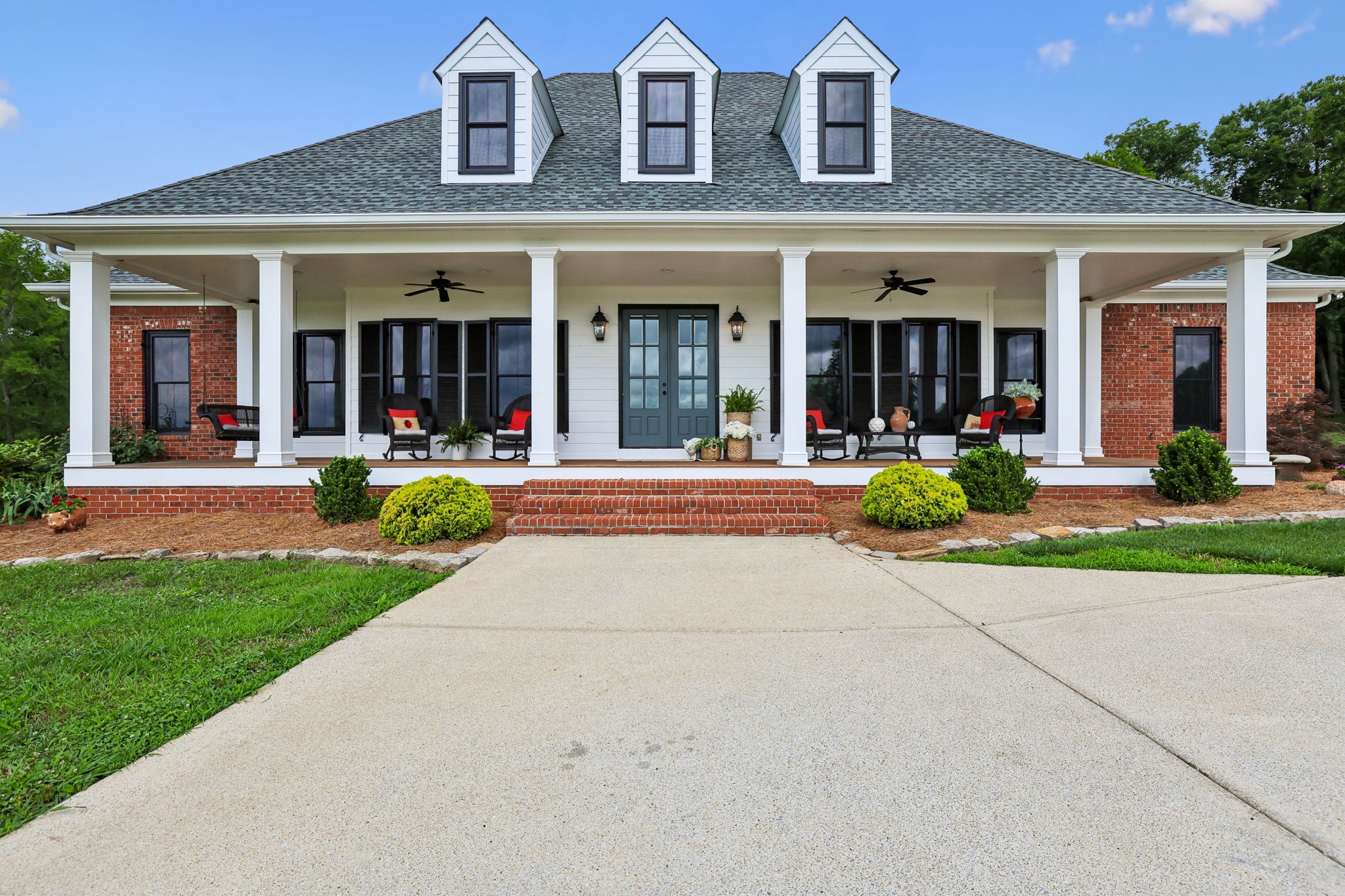 9739 Barlow Lane