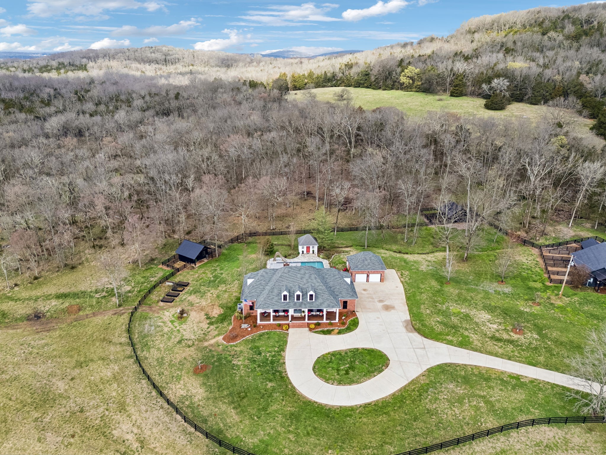 9739 Barlow Lane