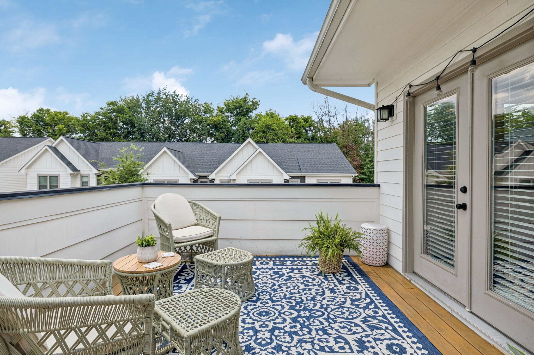 220 Thompson Park Dr