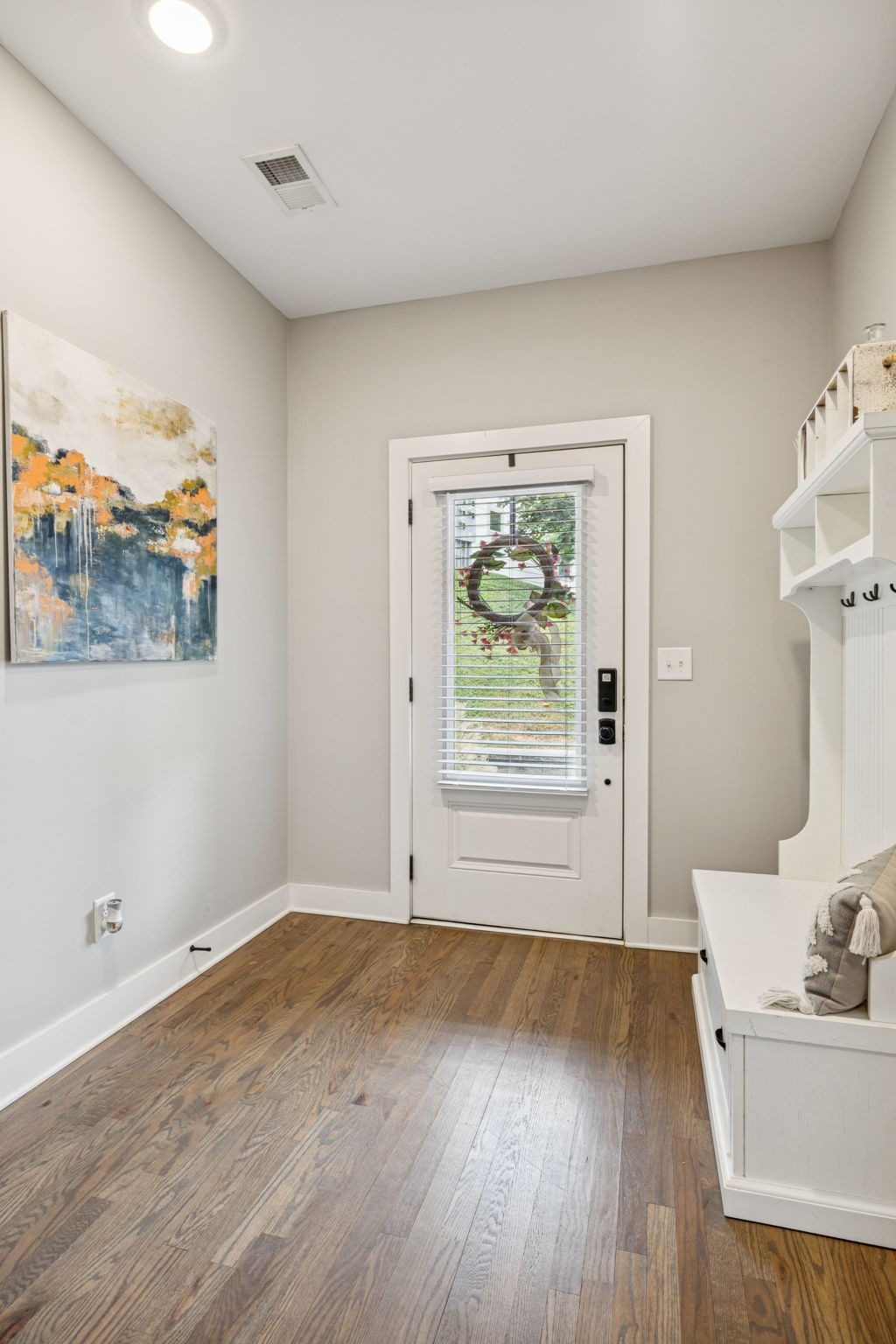 220 Thompson Park Dr