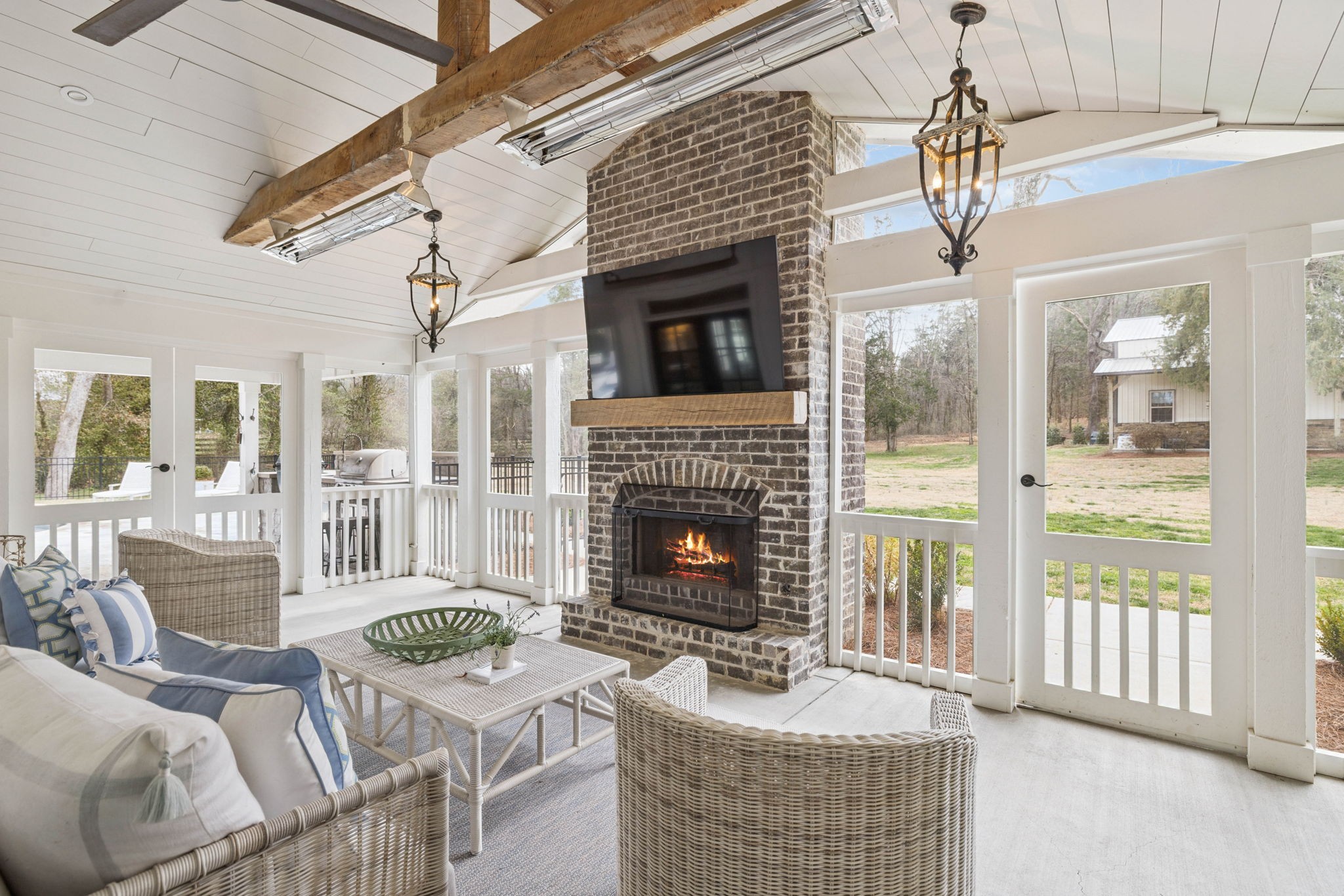 2151 Hillsboro Valley Rd