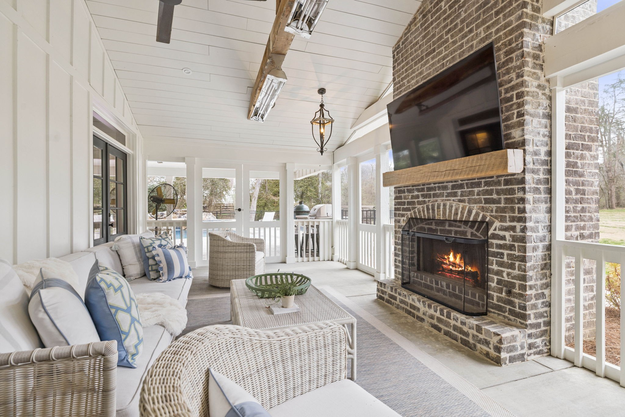 2151 Hillsboro Valley Rd