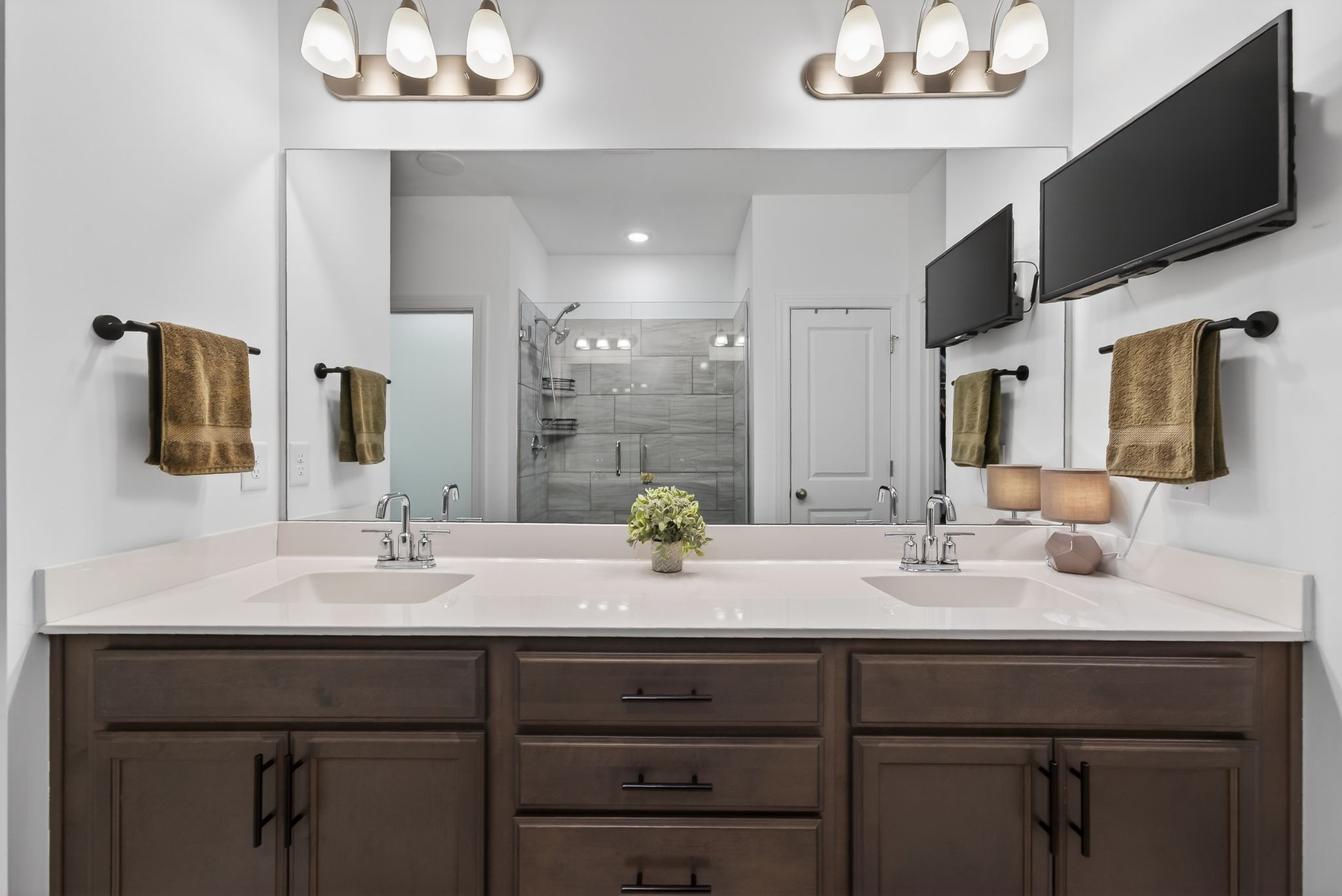 2014 Crossings Creek Pl