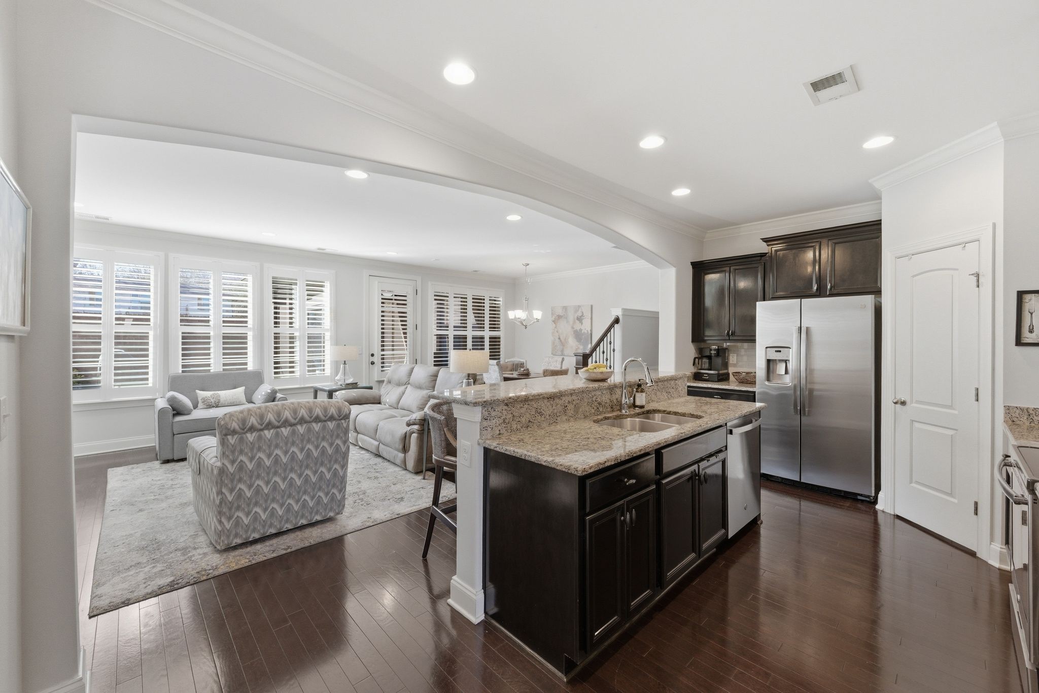 922 Silkwood Cir