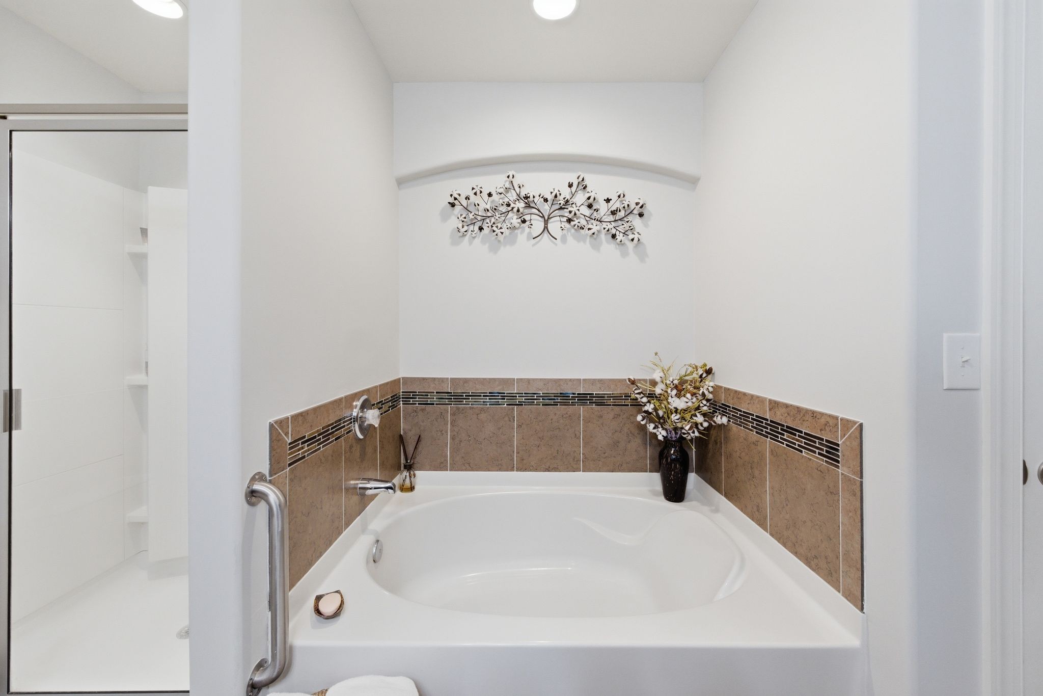 922 Silkwood Cir