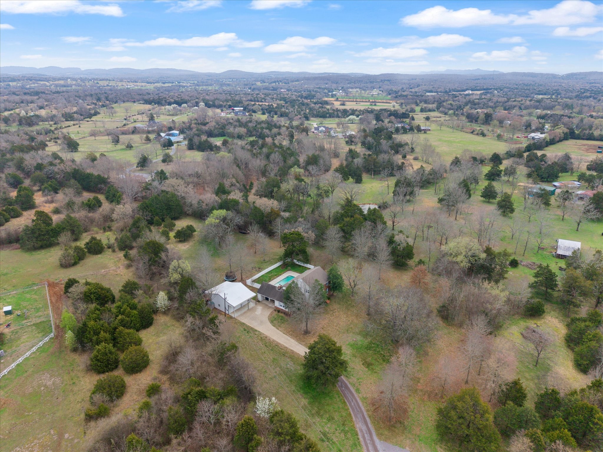 8190 Cainsville Pike