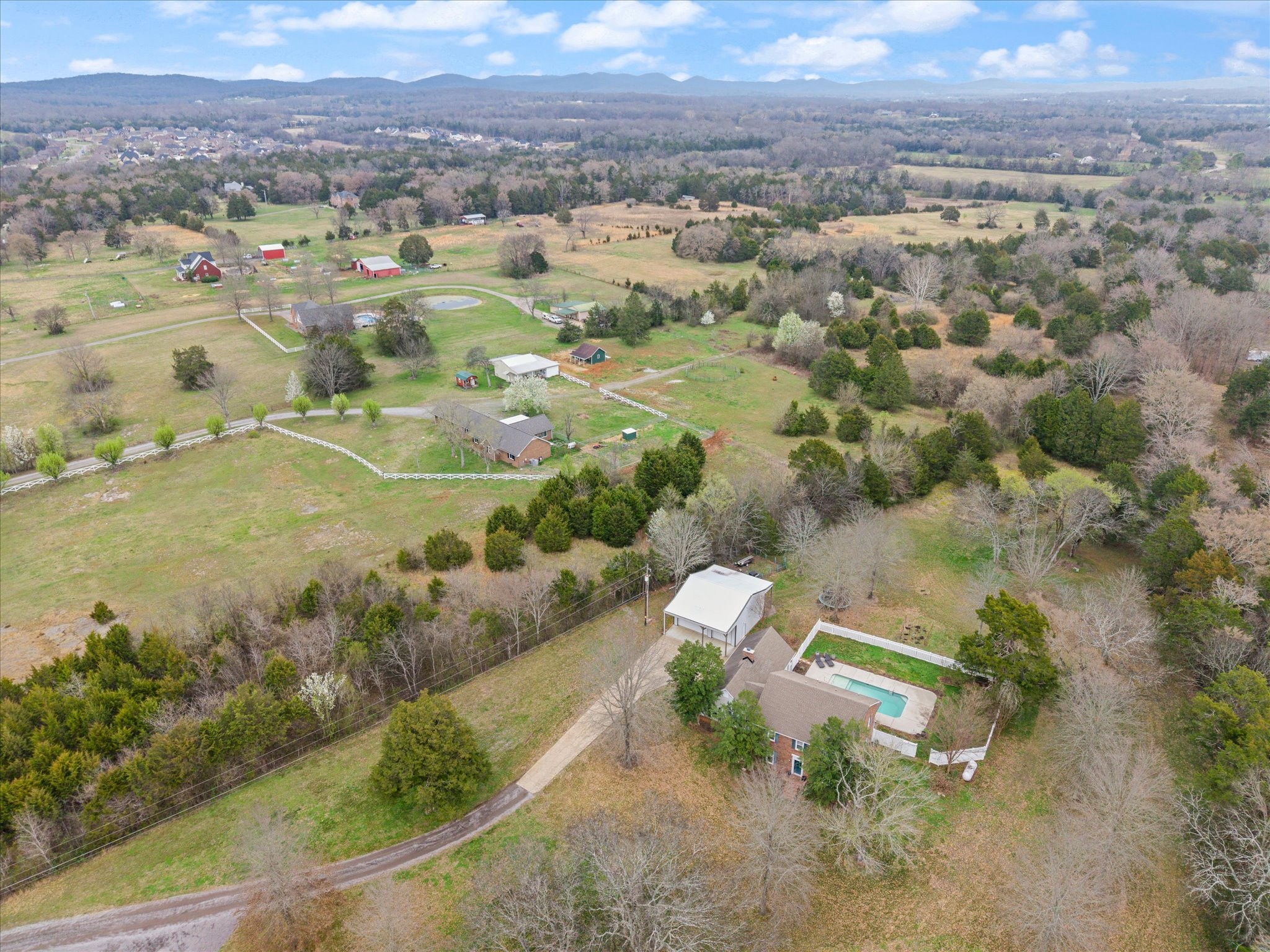 8190 Cainsville Pike