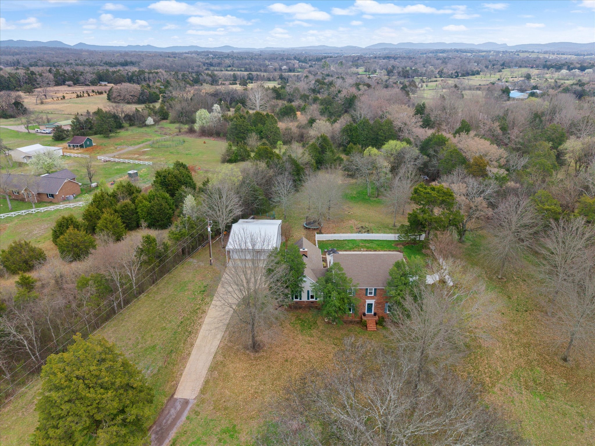 8190 Cainsville Pike