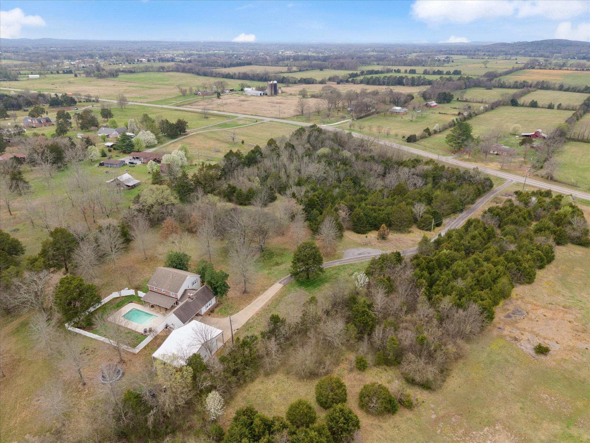 8190 Cainsville Pike