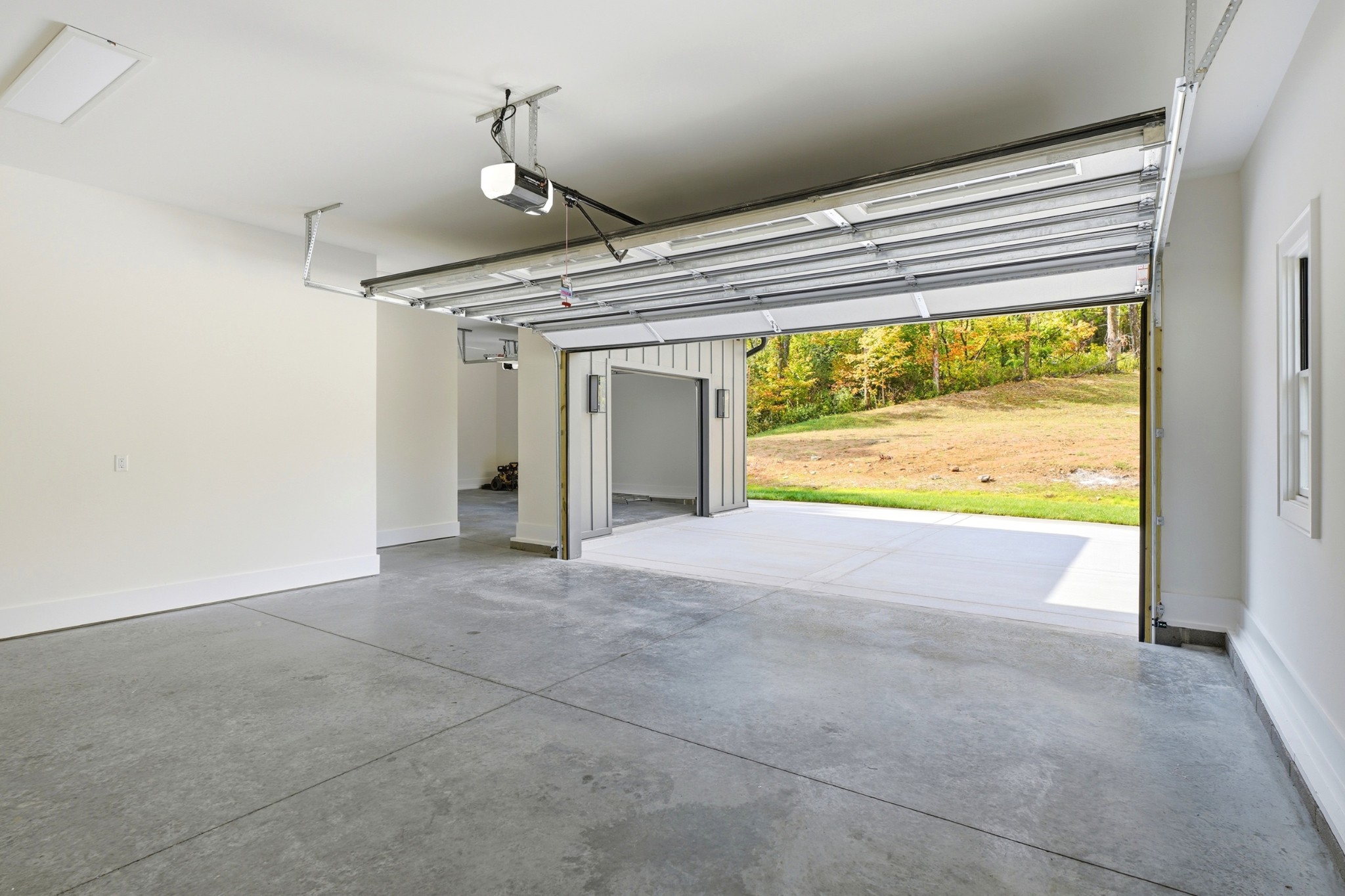 9405 Dewaal Ridge