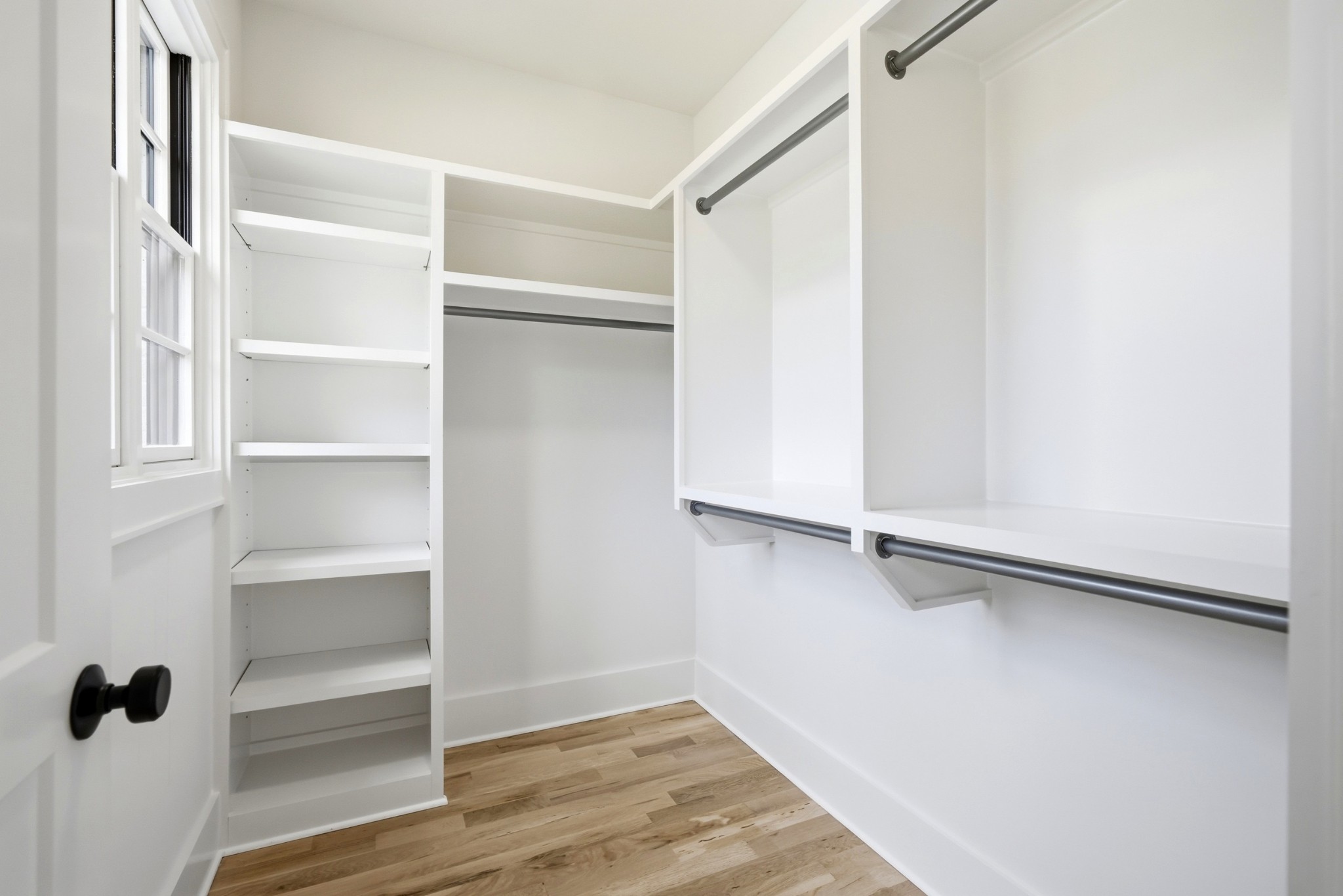 9405 Dewaal Ridge