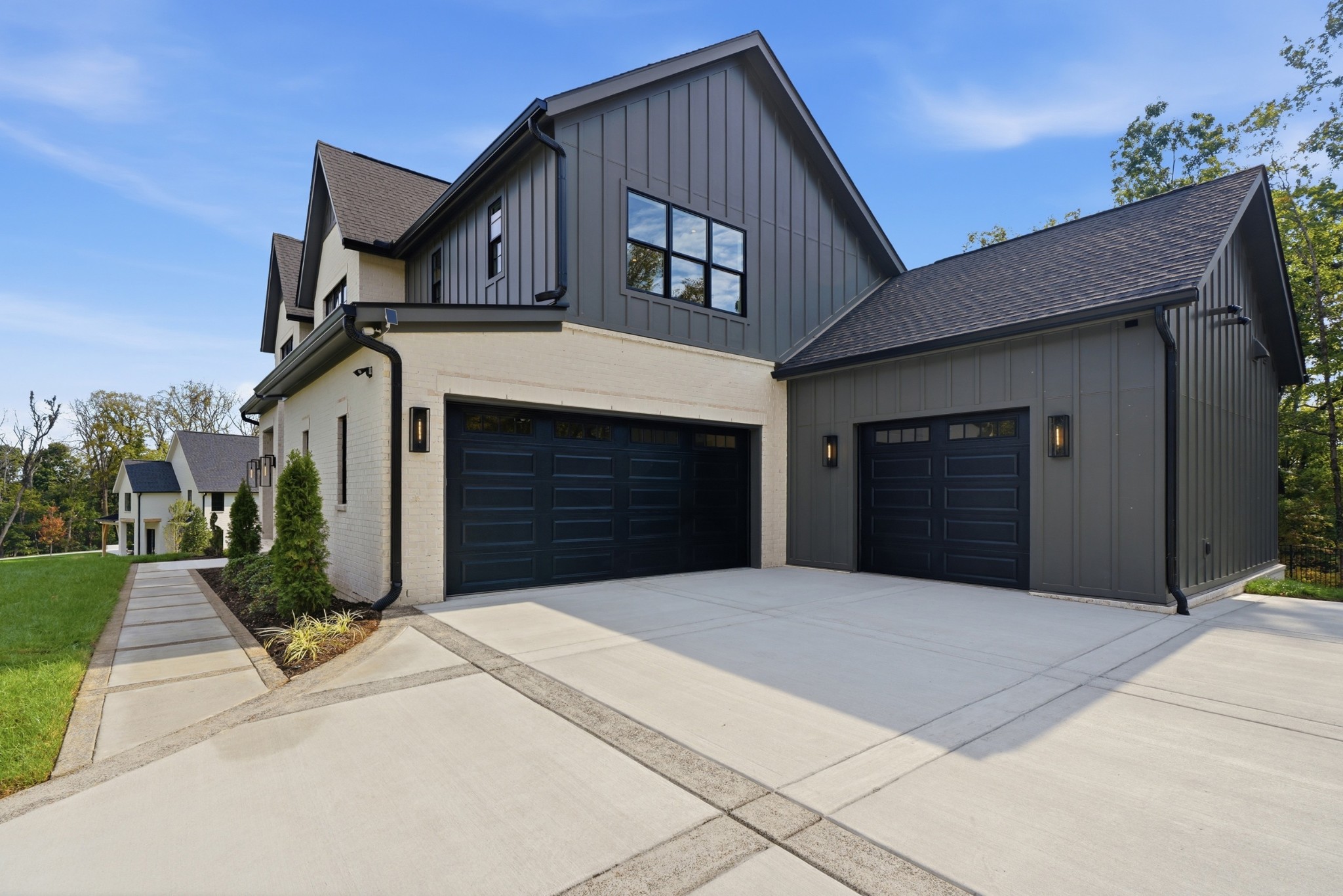 9405 Dewaal Ridge