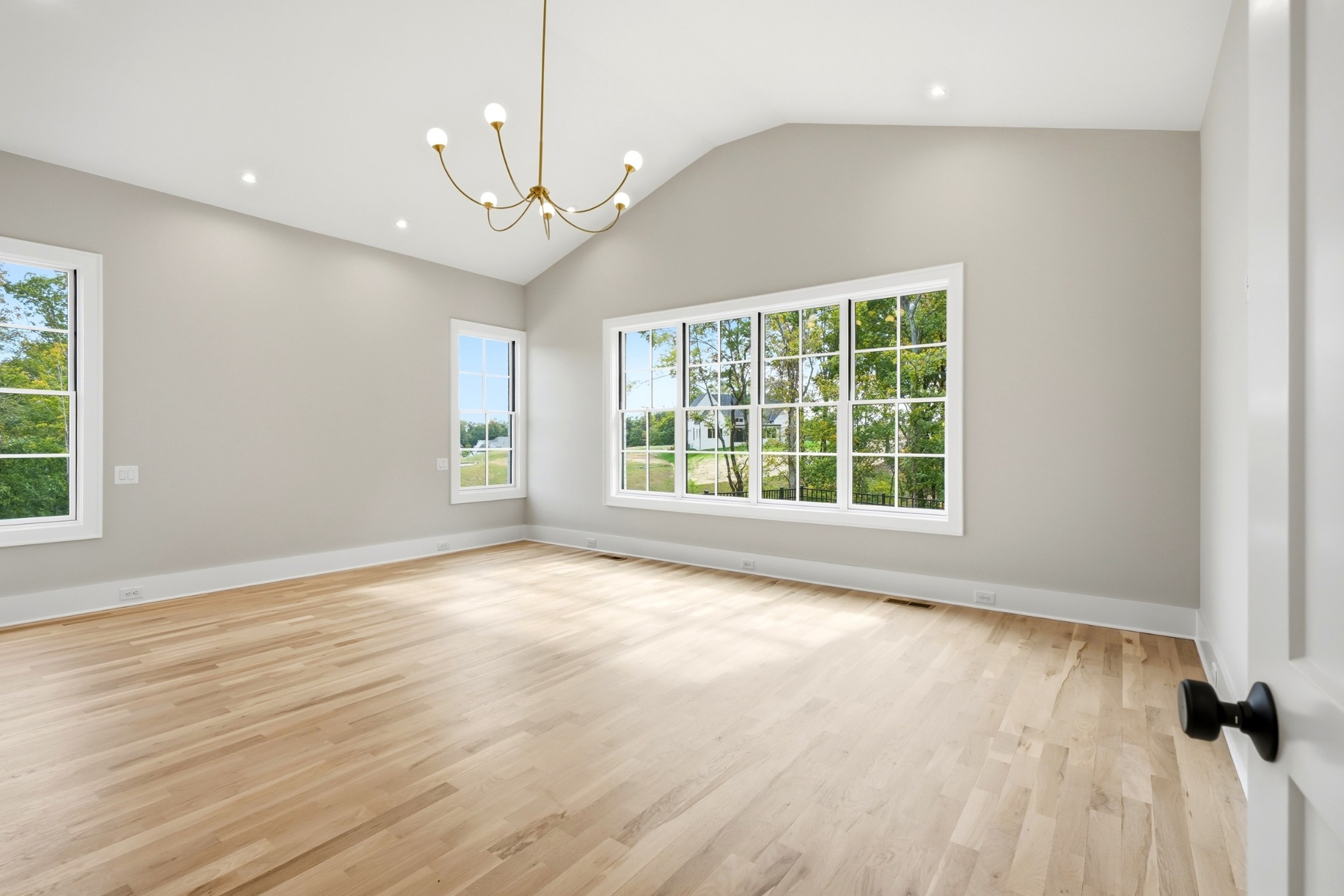 9405 Dewaal Ridge