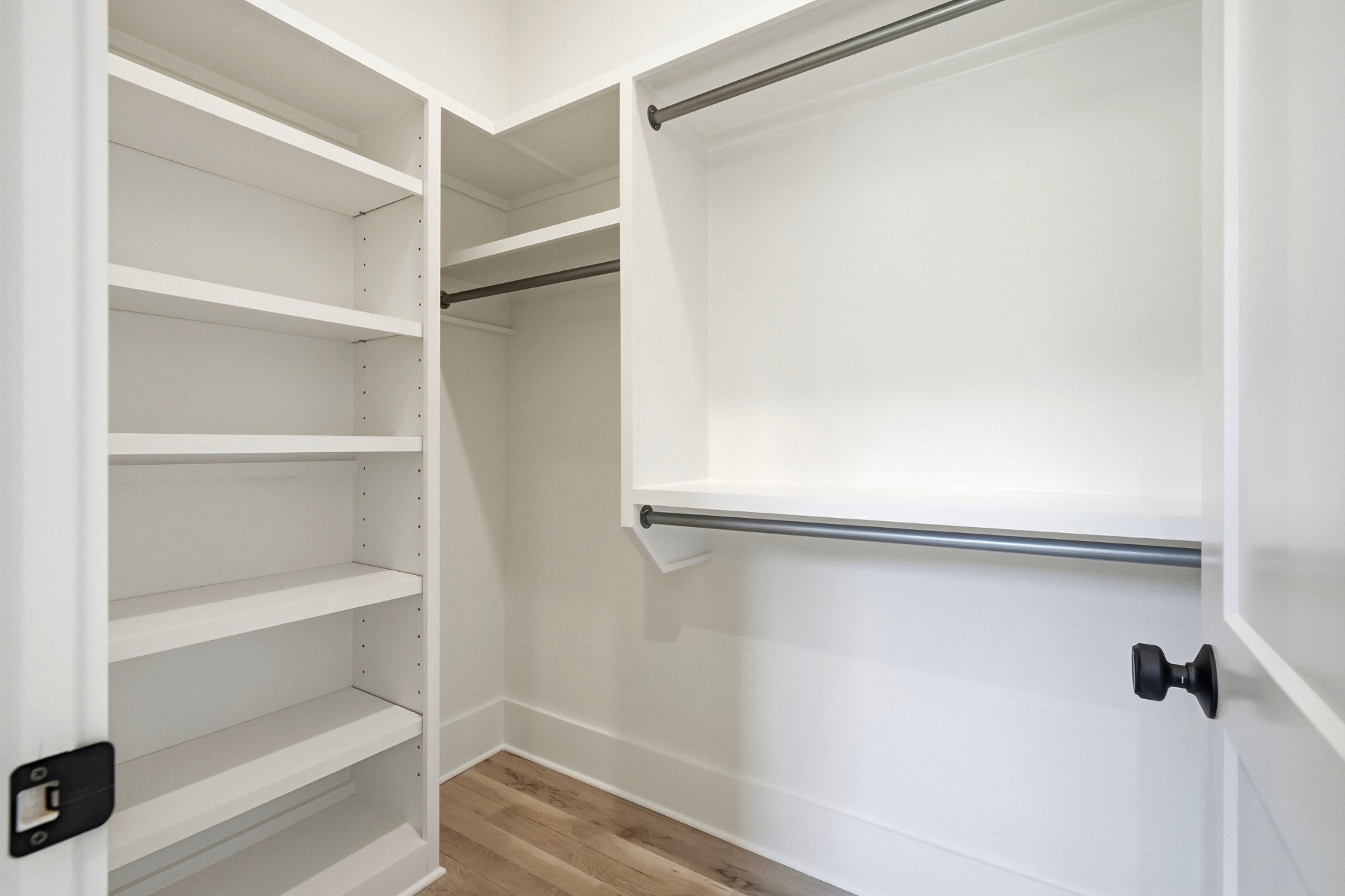 9405 Dewaal Ridge