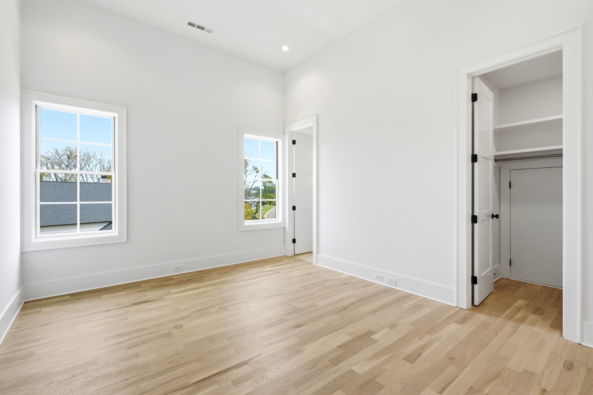 9405 Dewaal Ridge