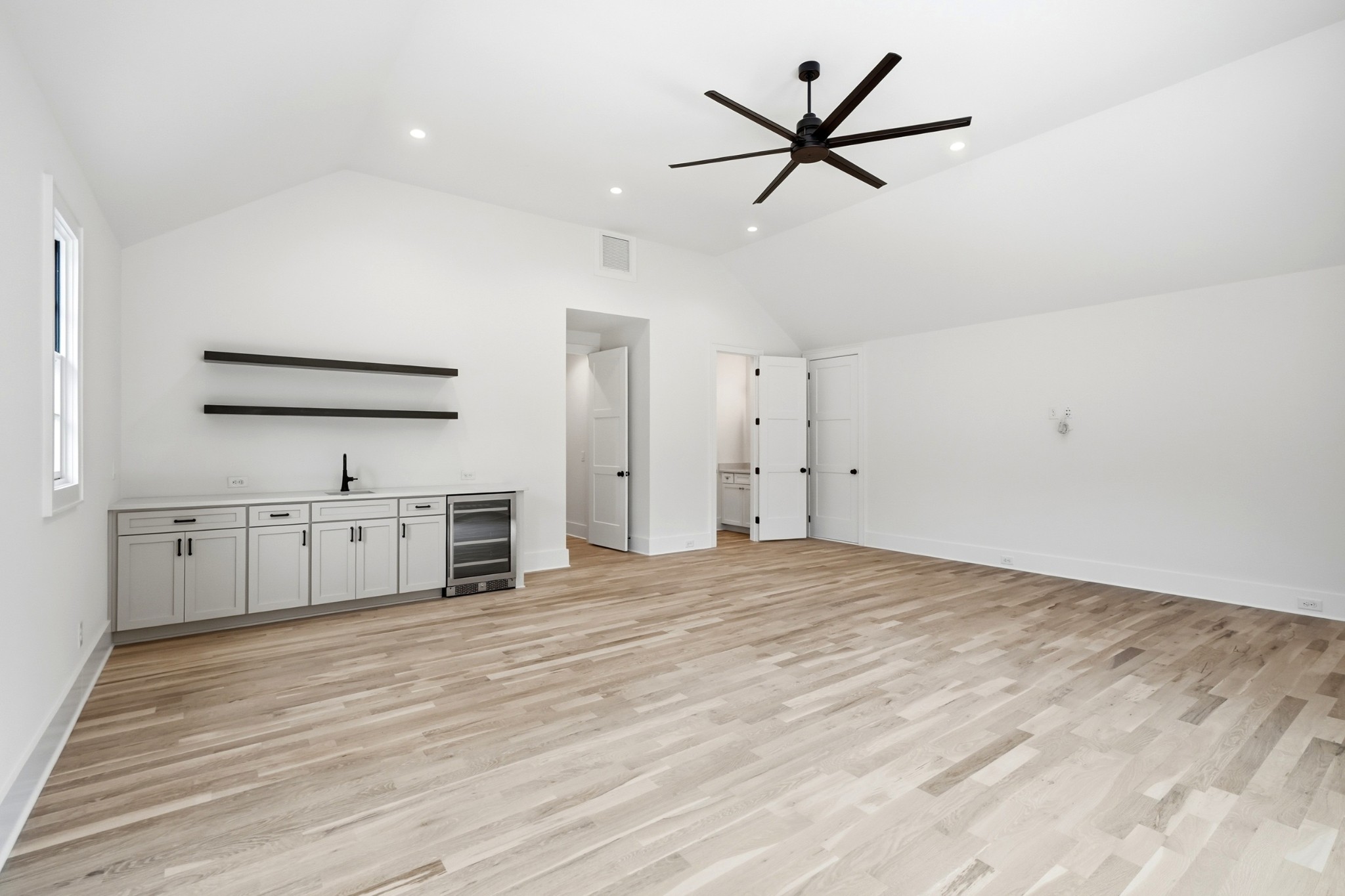 9405 Dewaal Ridge