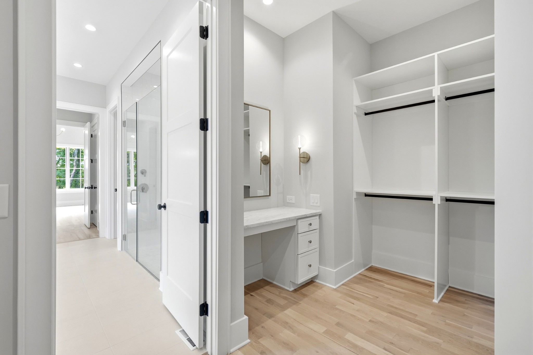 9405 Dewaal Ridge