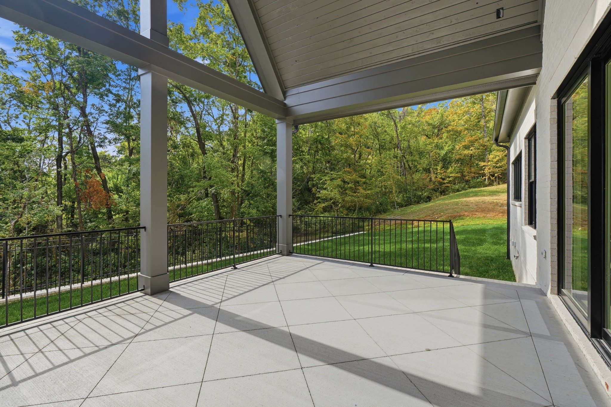 9405 Dewaal Ridge