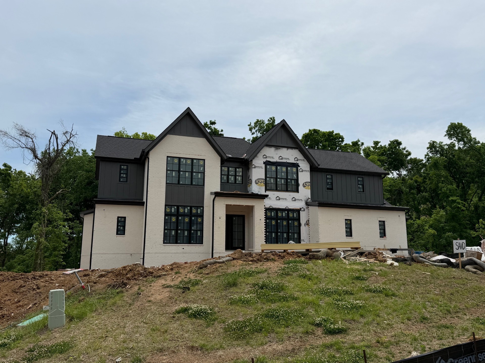 9405 Dewaal Ridge
