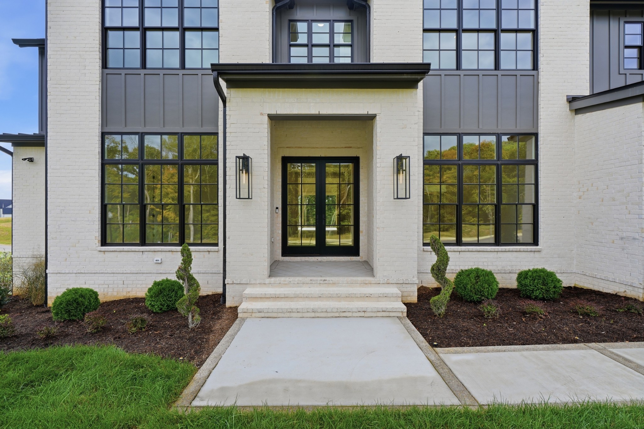 9405 Dewaal Ridge
