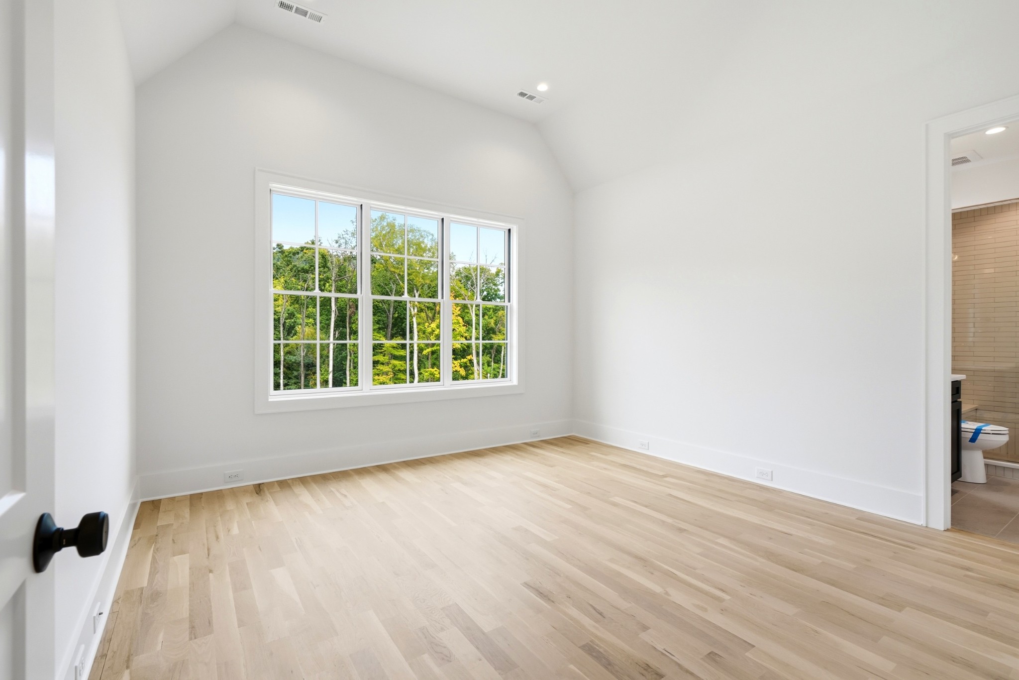 9405 Dewaal Ridge