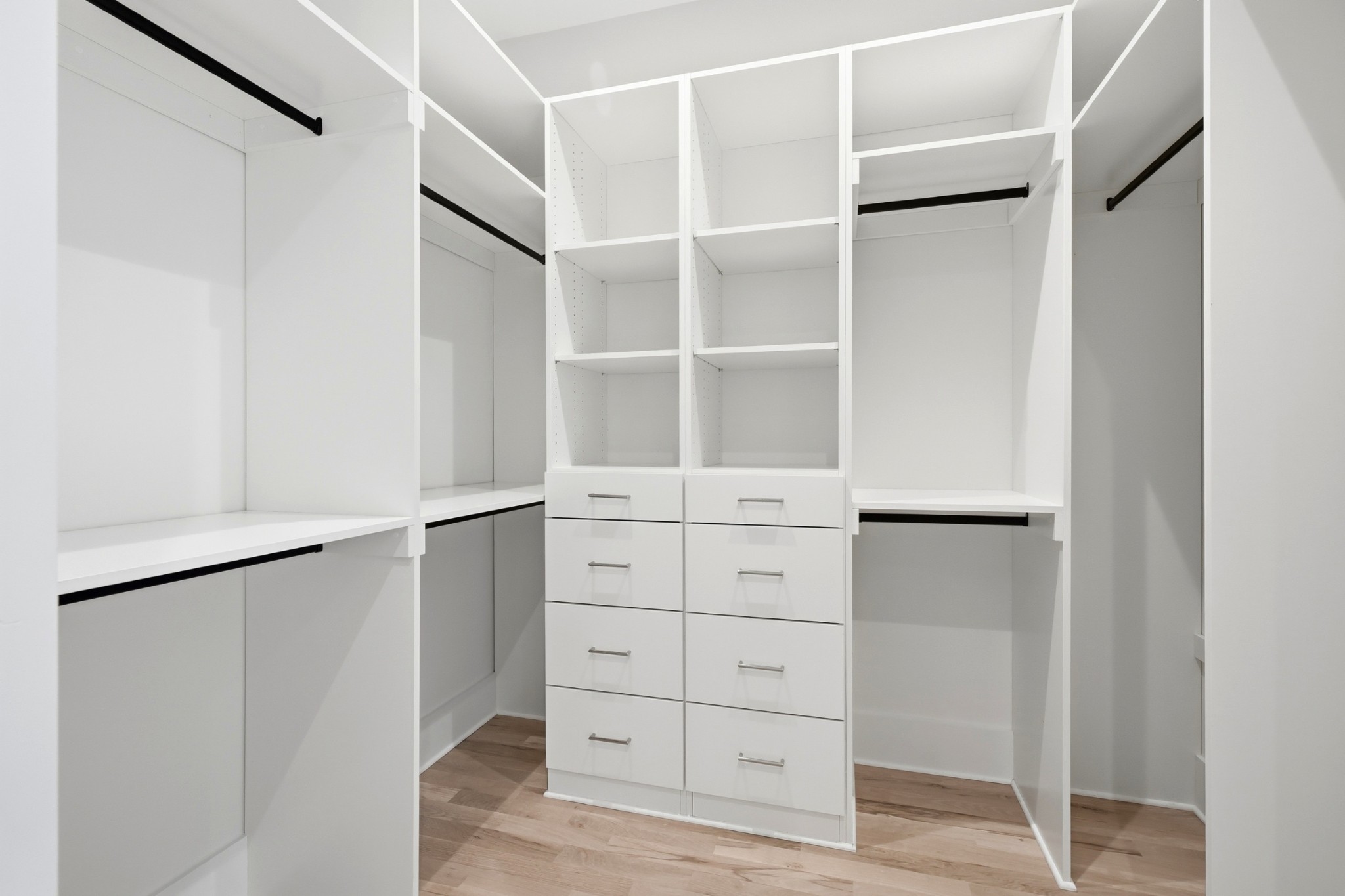 9405 Dewaal Ridge