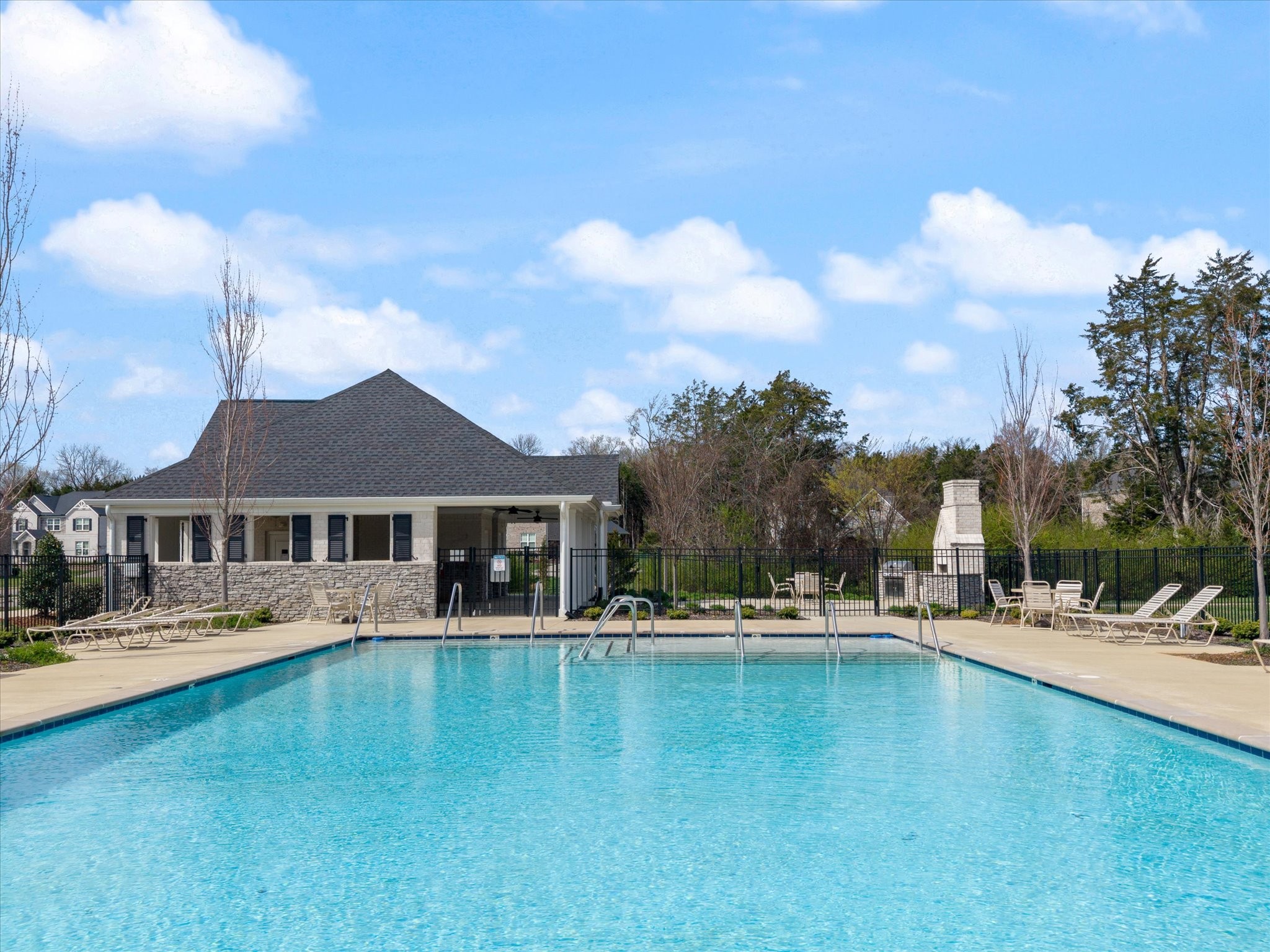 4056 Rosa Dr