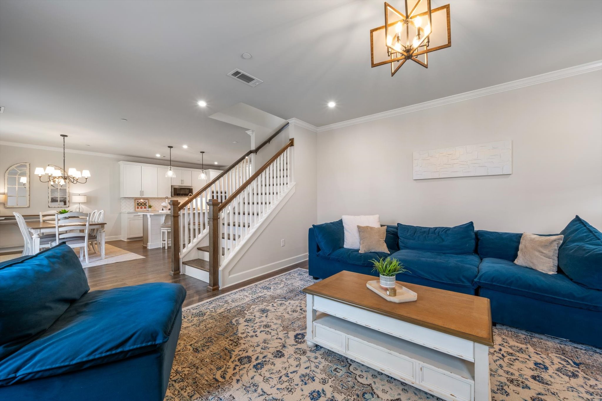 4056 Rosa Dr