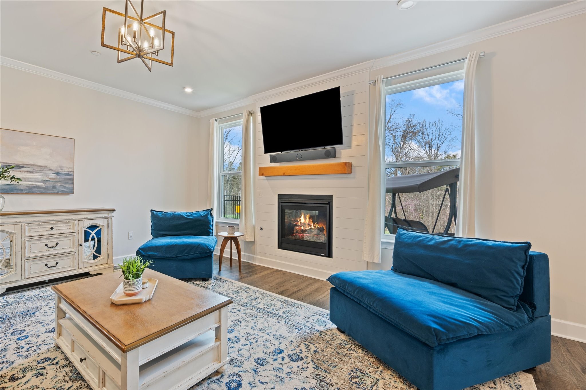 4056 Rosa Dr