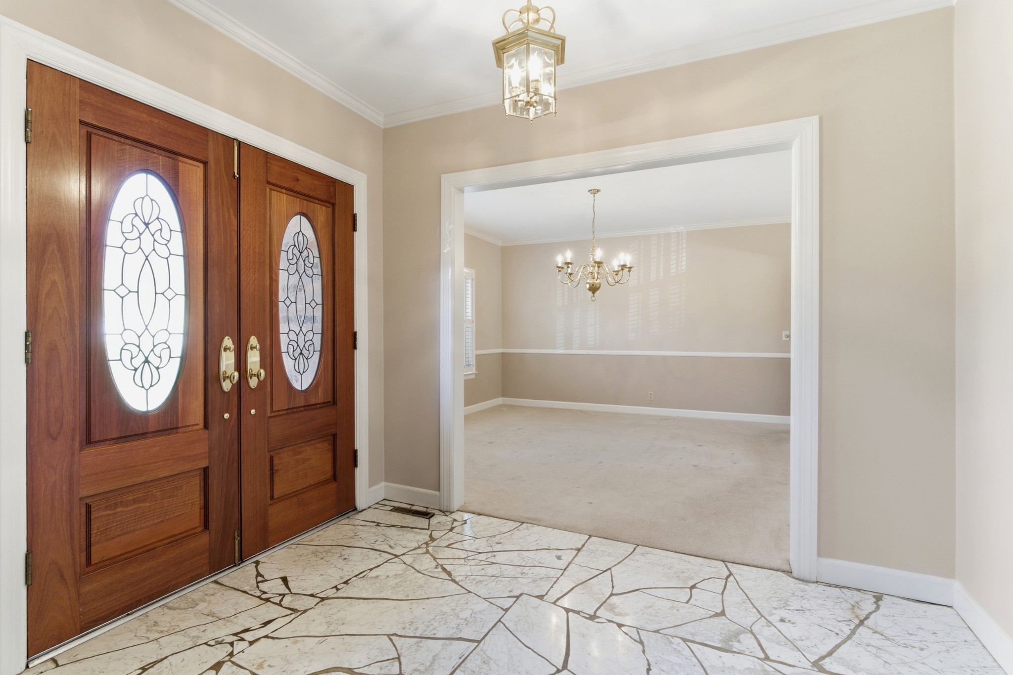 606 Natchez Bend Road