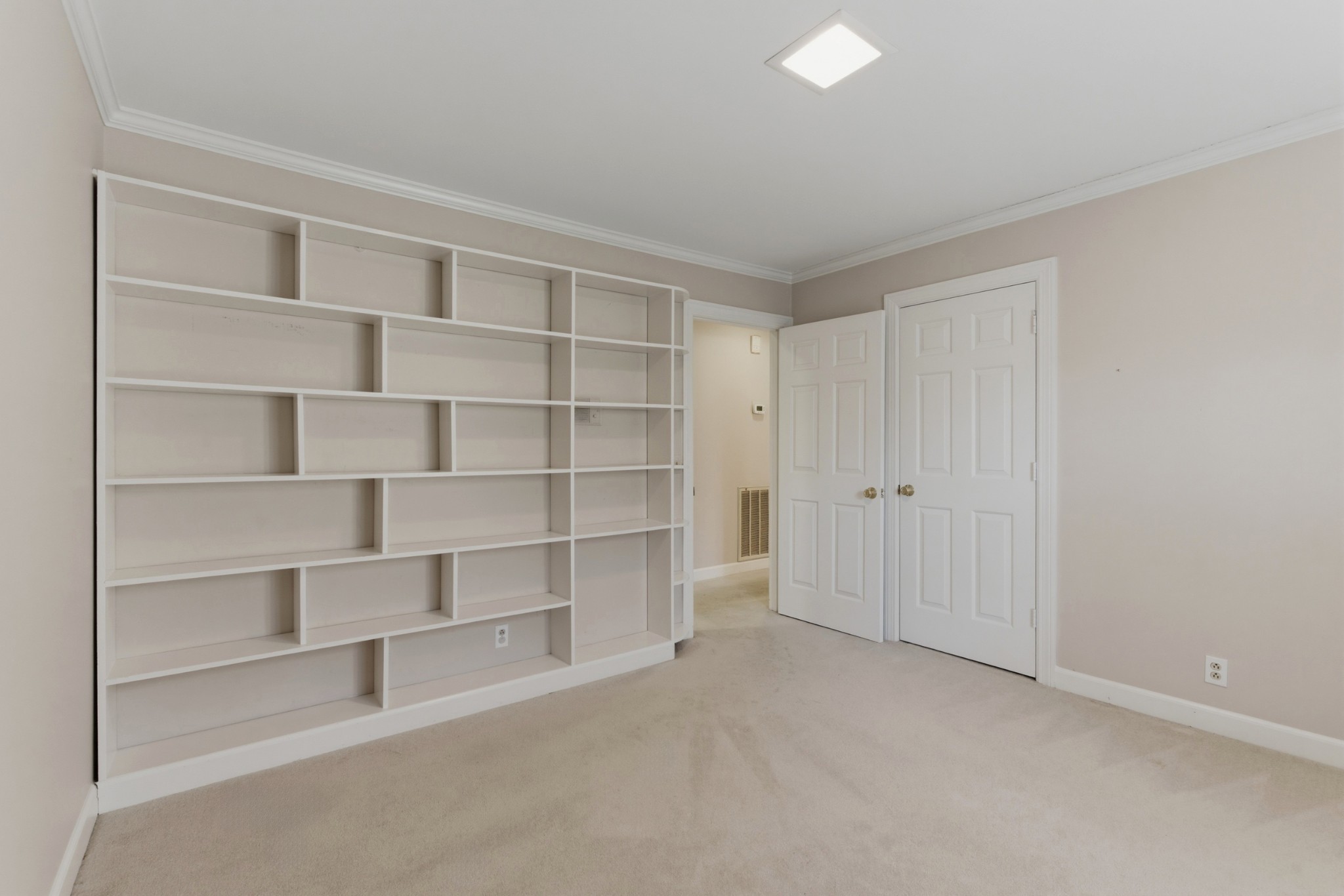 606 Natchez Bend Road